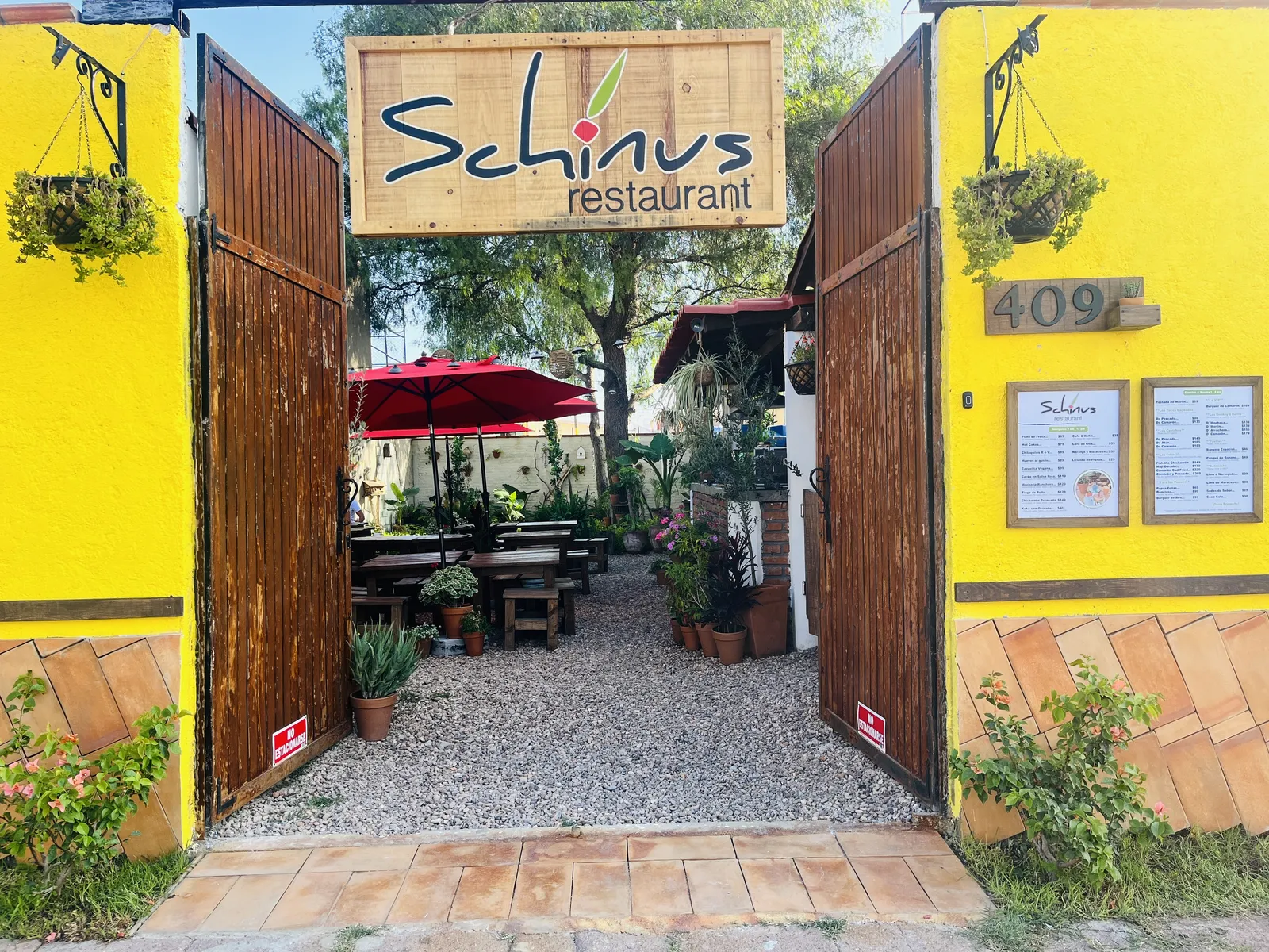 Schinus Restaurant image 4