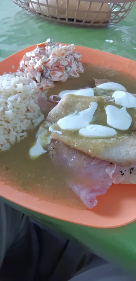 Mariscos Puerto Nuevo image 7