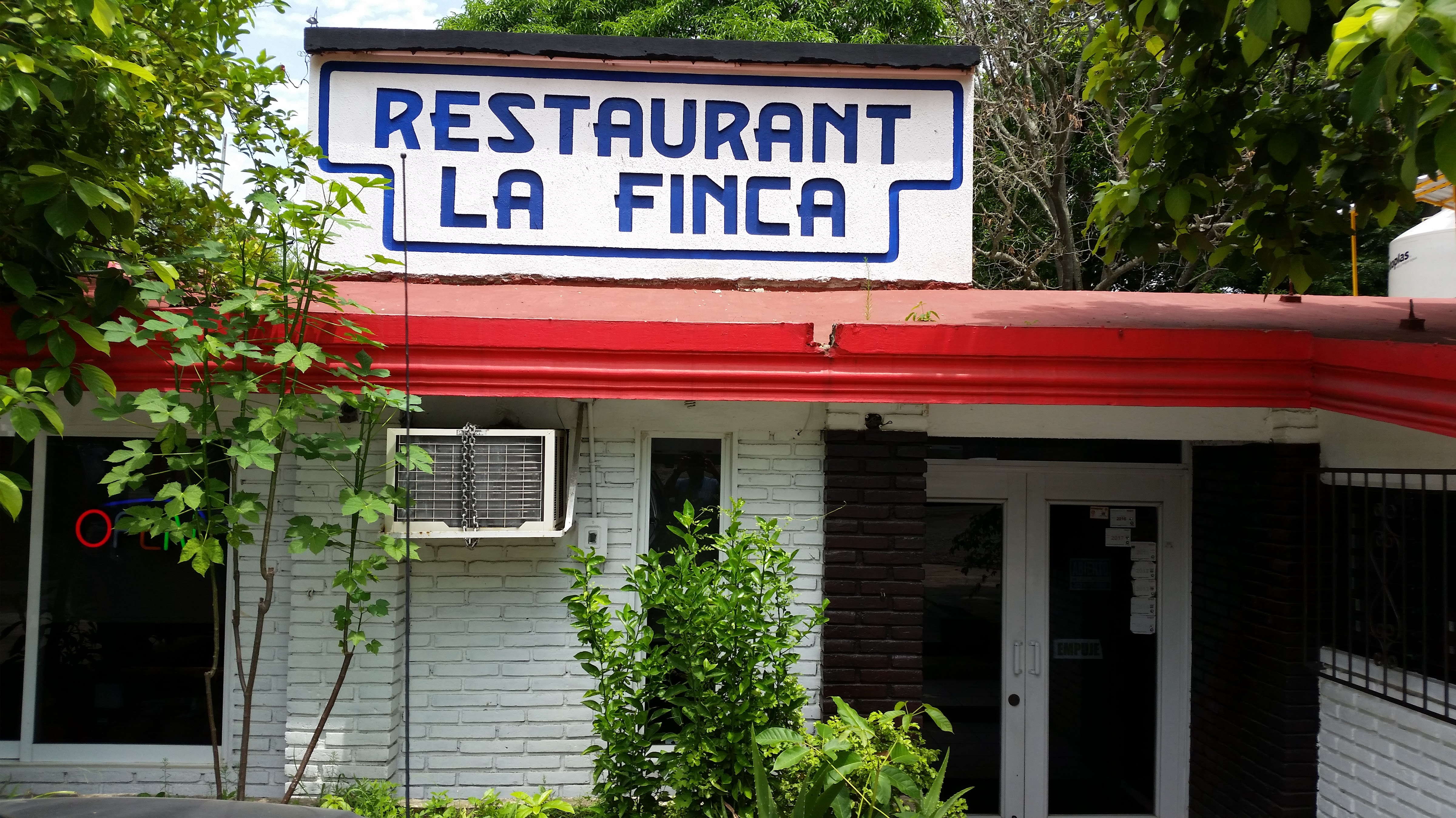 Restaurante La Finca image 1