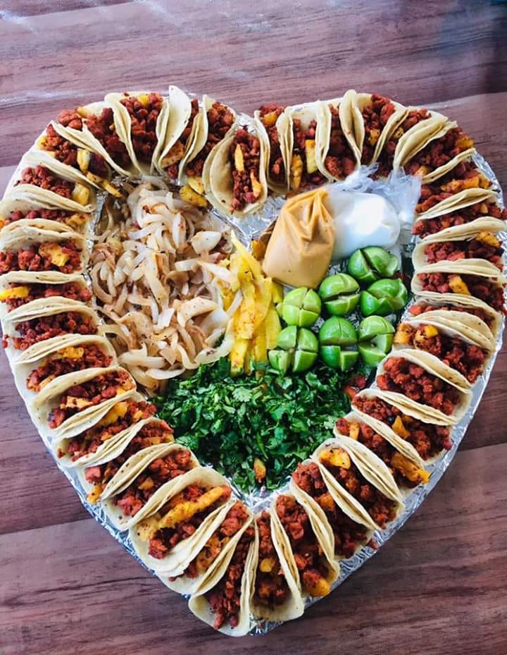 El Chilli Dogs image 7