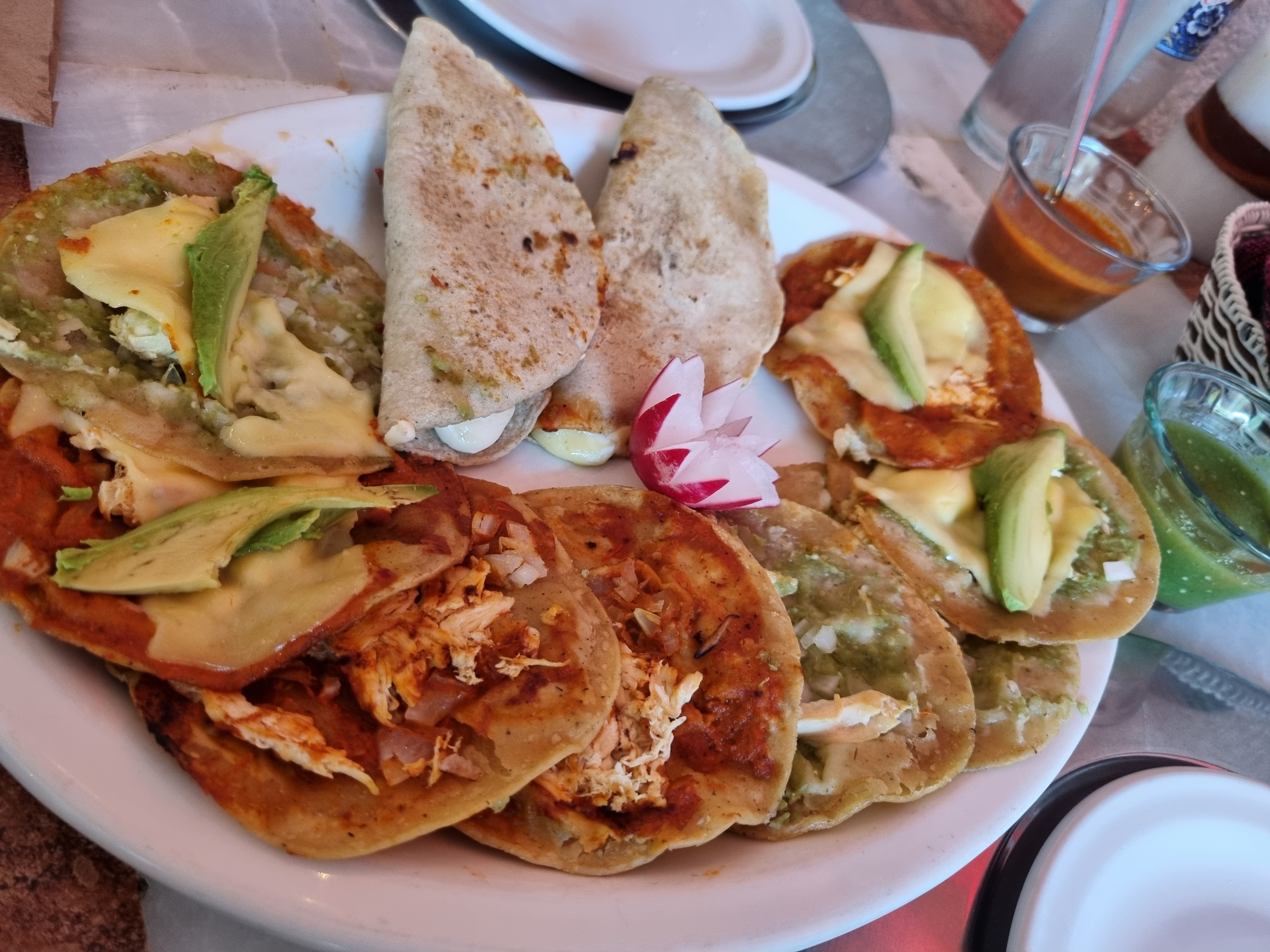 Sabores y Leyendas image 2