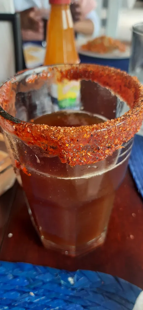 Ay mamá por Dios! image 3
