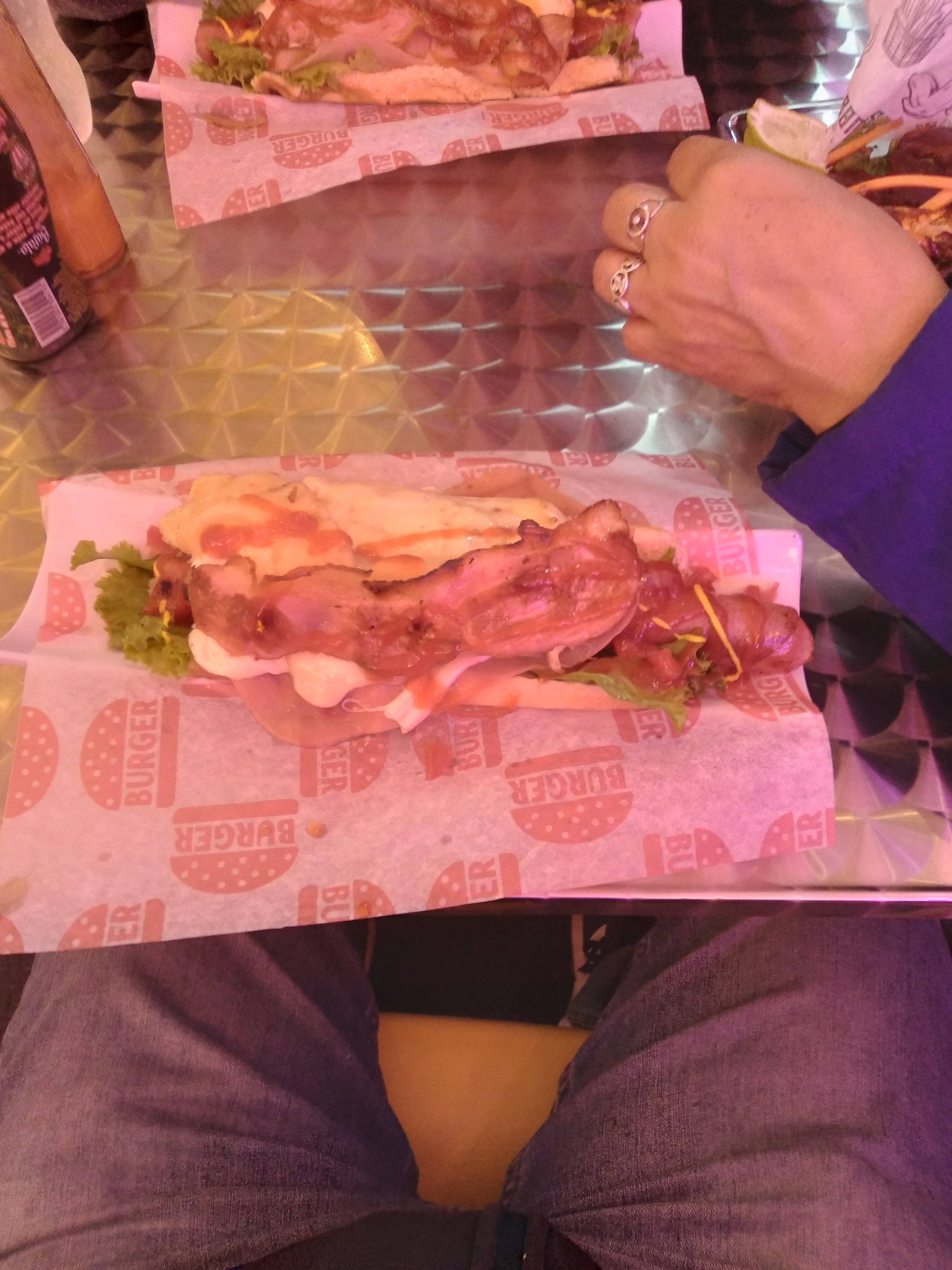 Magic's Burger image 6