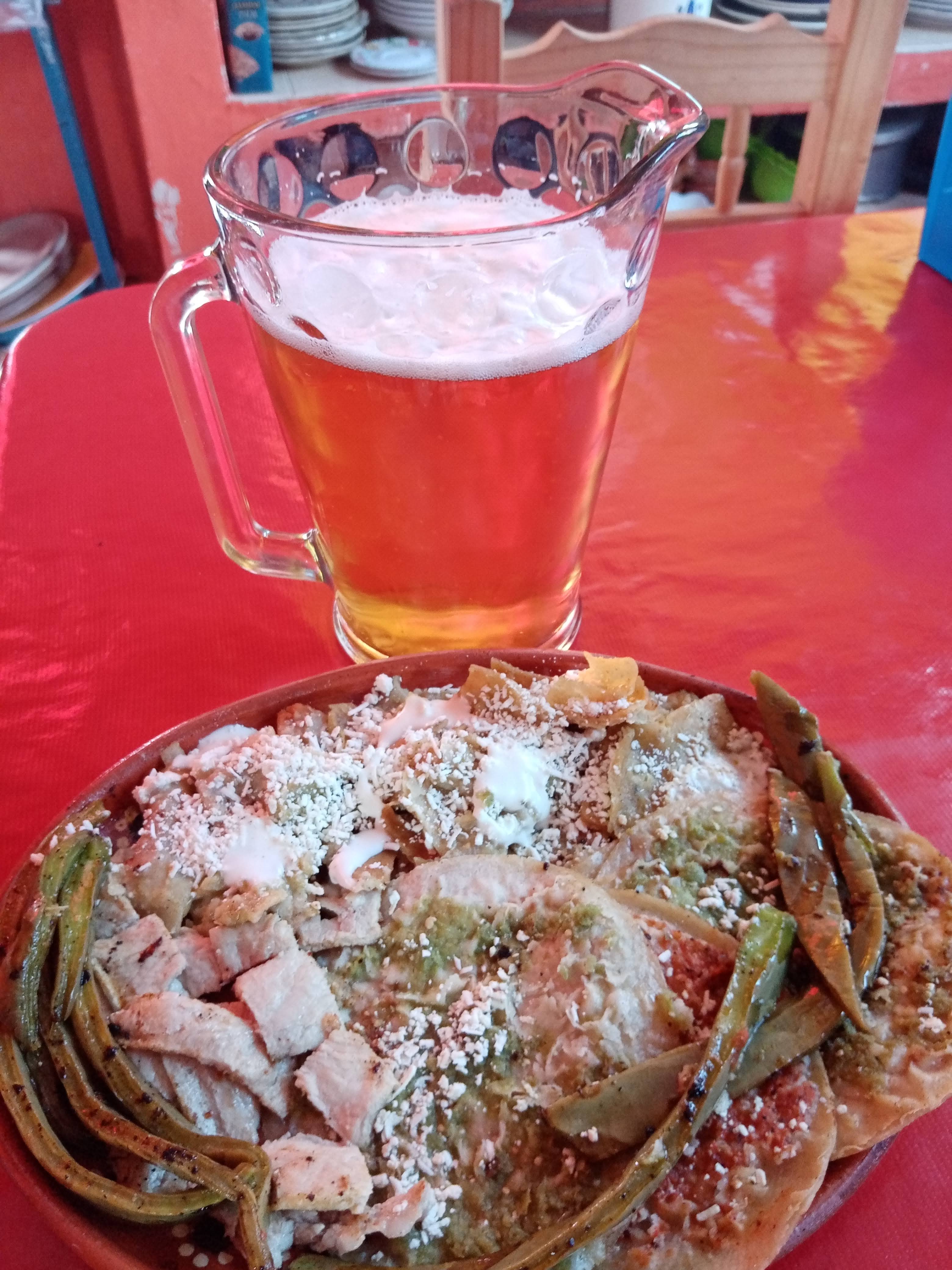 Las Camilas Restaurant image 2