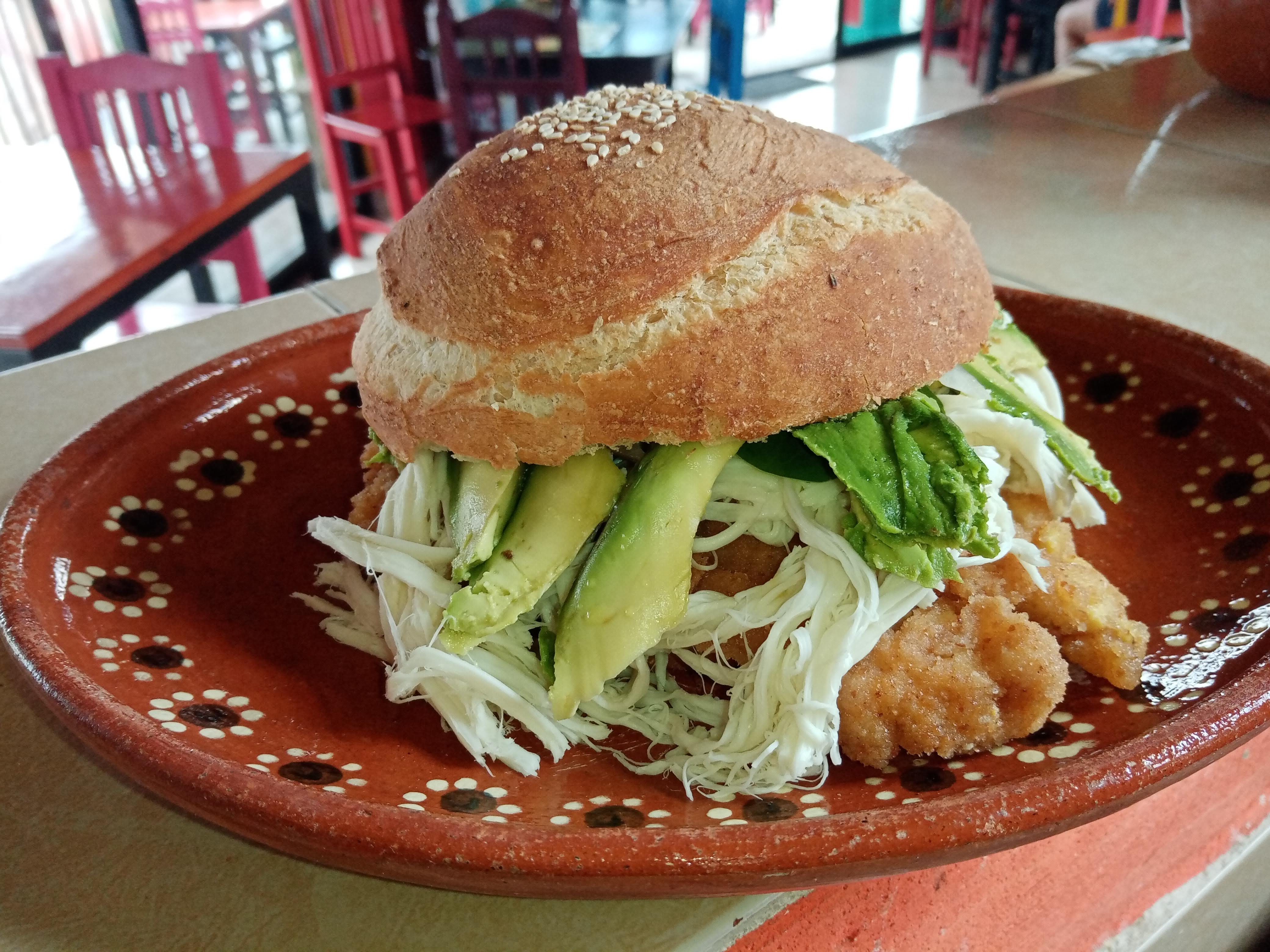 Las Camilas Restaurant image 6