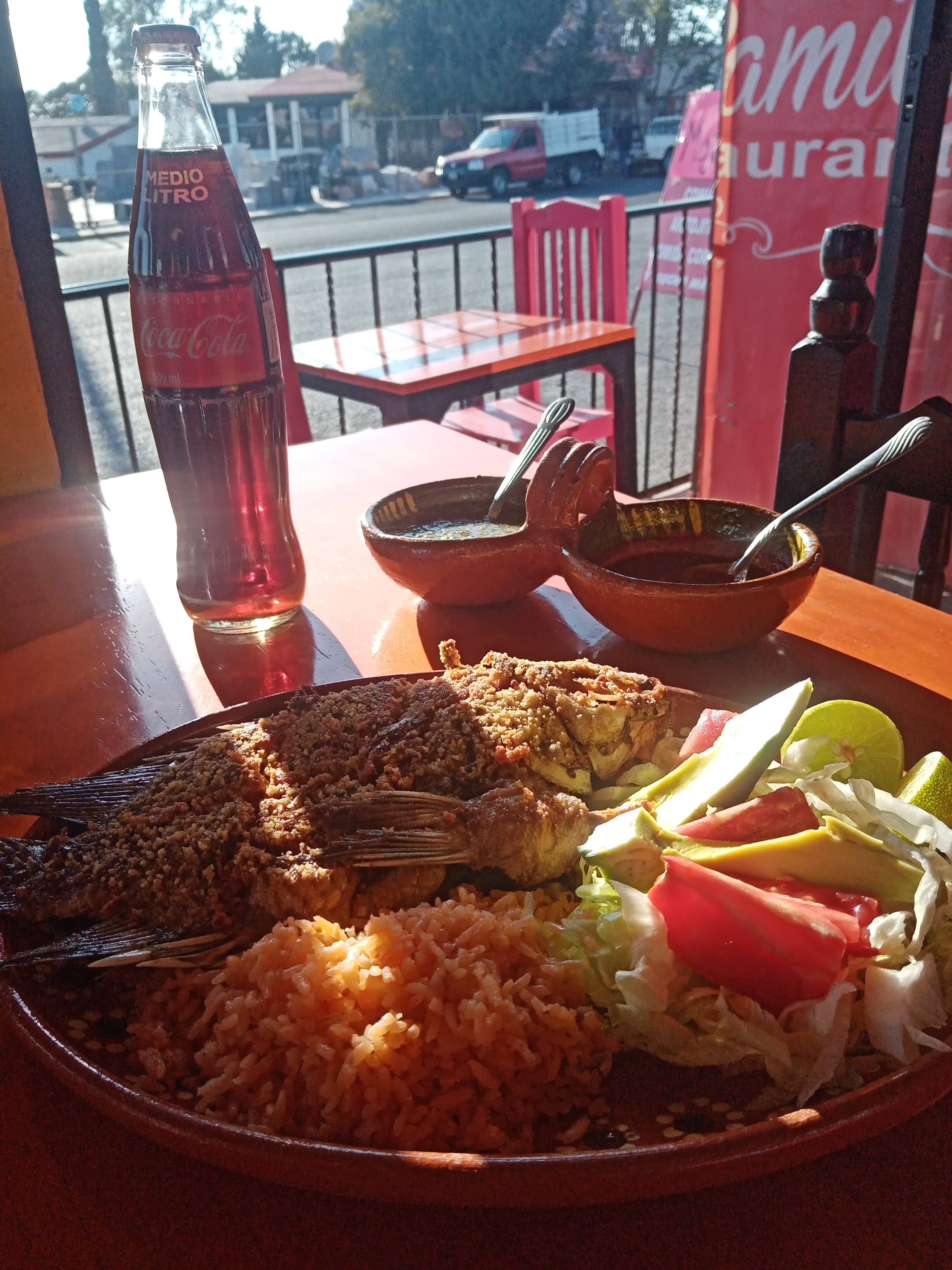 Las Camilas Restaurant image 8