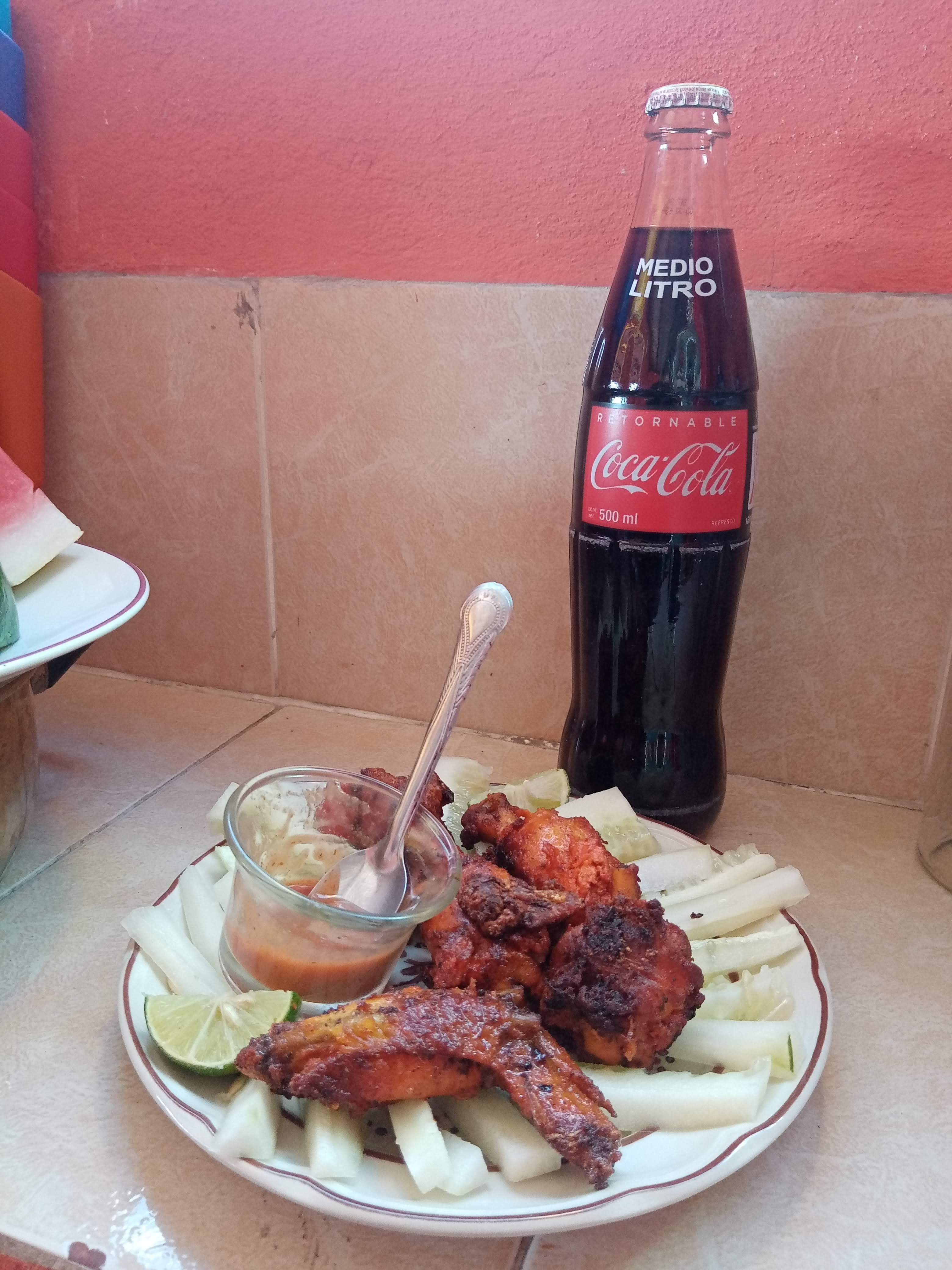 Las Camilas Restaurant image 9