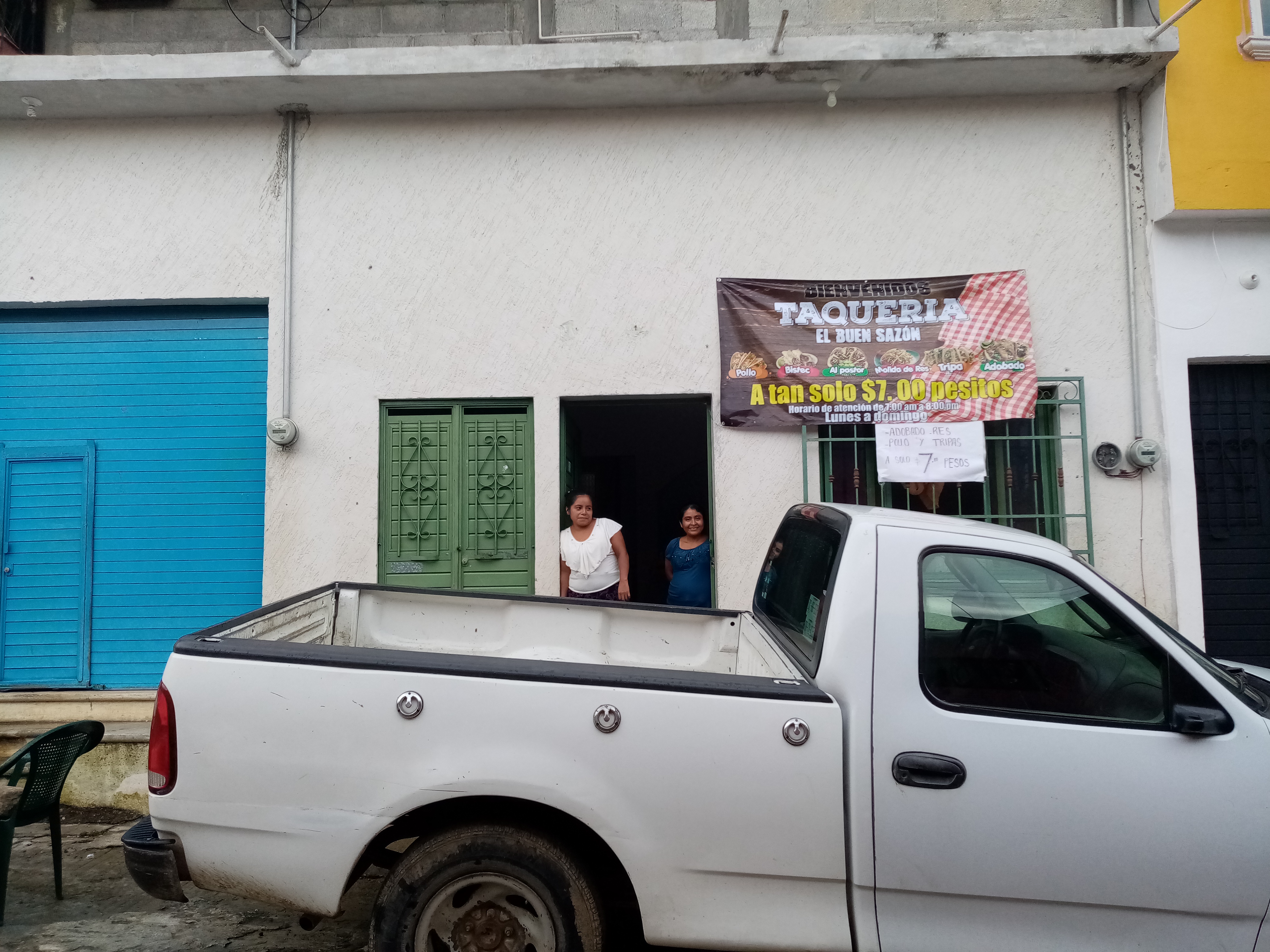 Taquería "El Buen Sazón" image 2