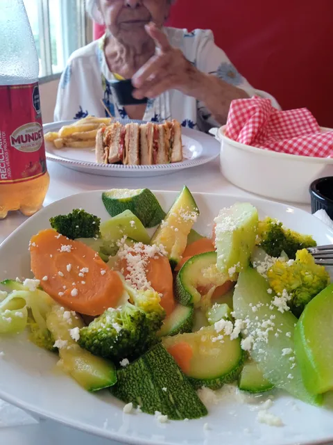 Restaurante y Caffetería image 7