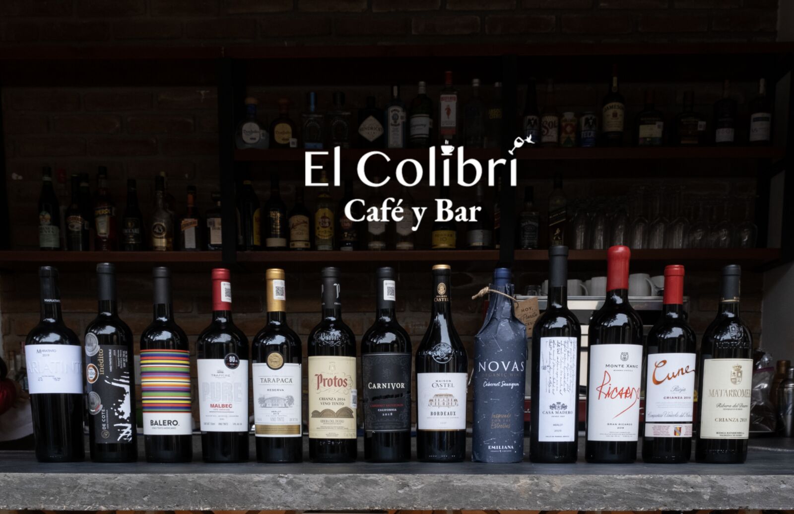 El Colibri Café & Wine Bar San Cristóbal image 1