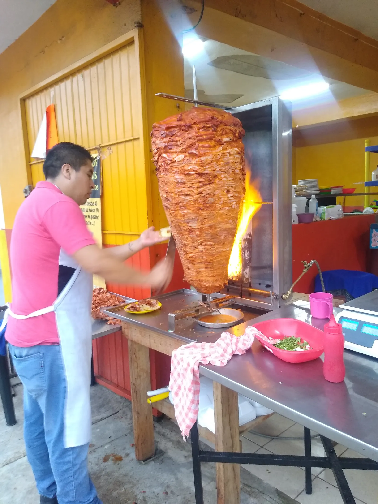 Taquería big taco= hugo = Lunes image 3