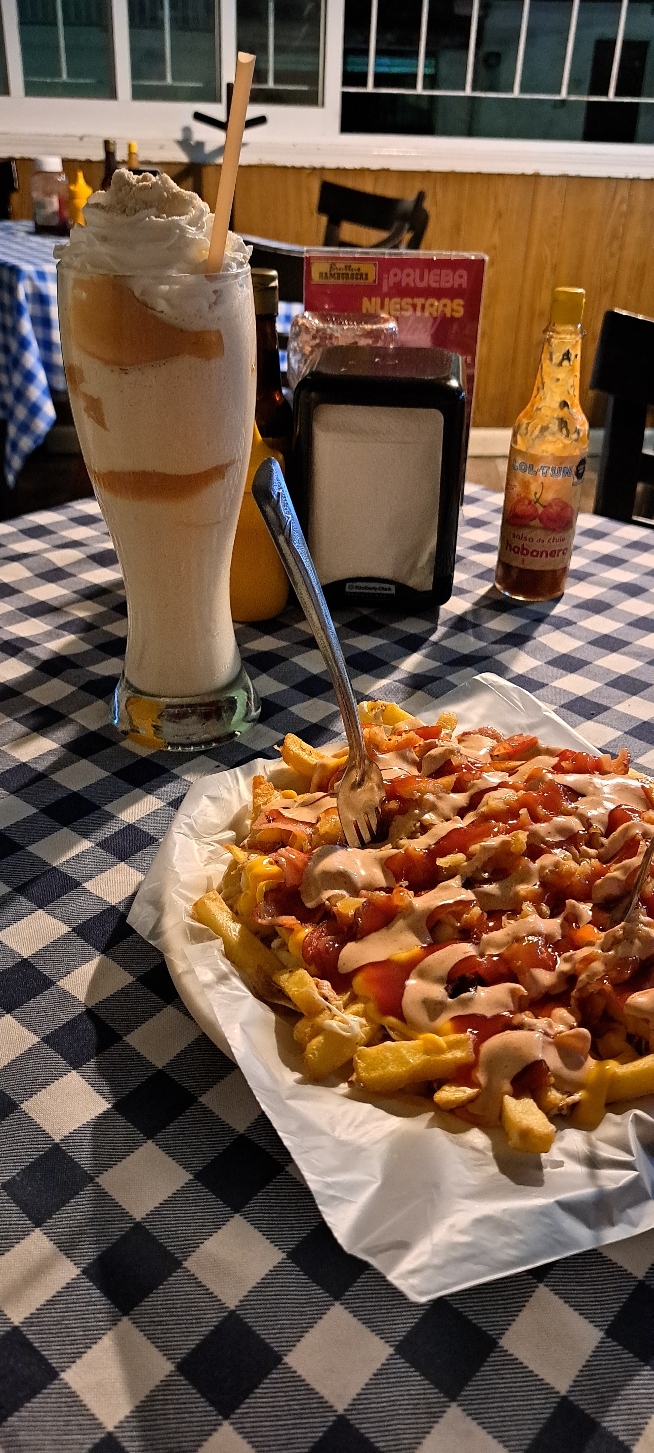 Bruttus Hamburguers image 4