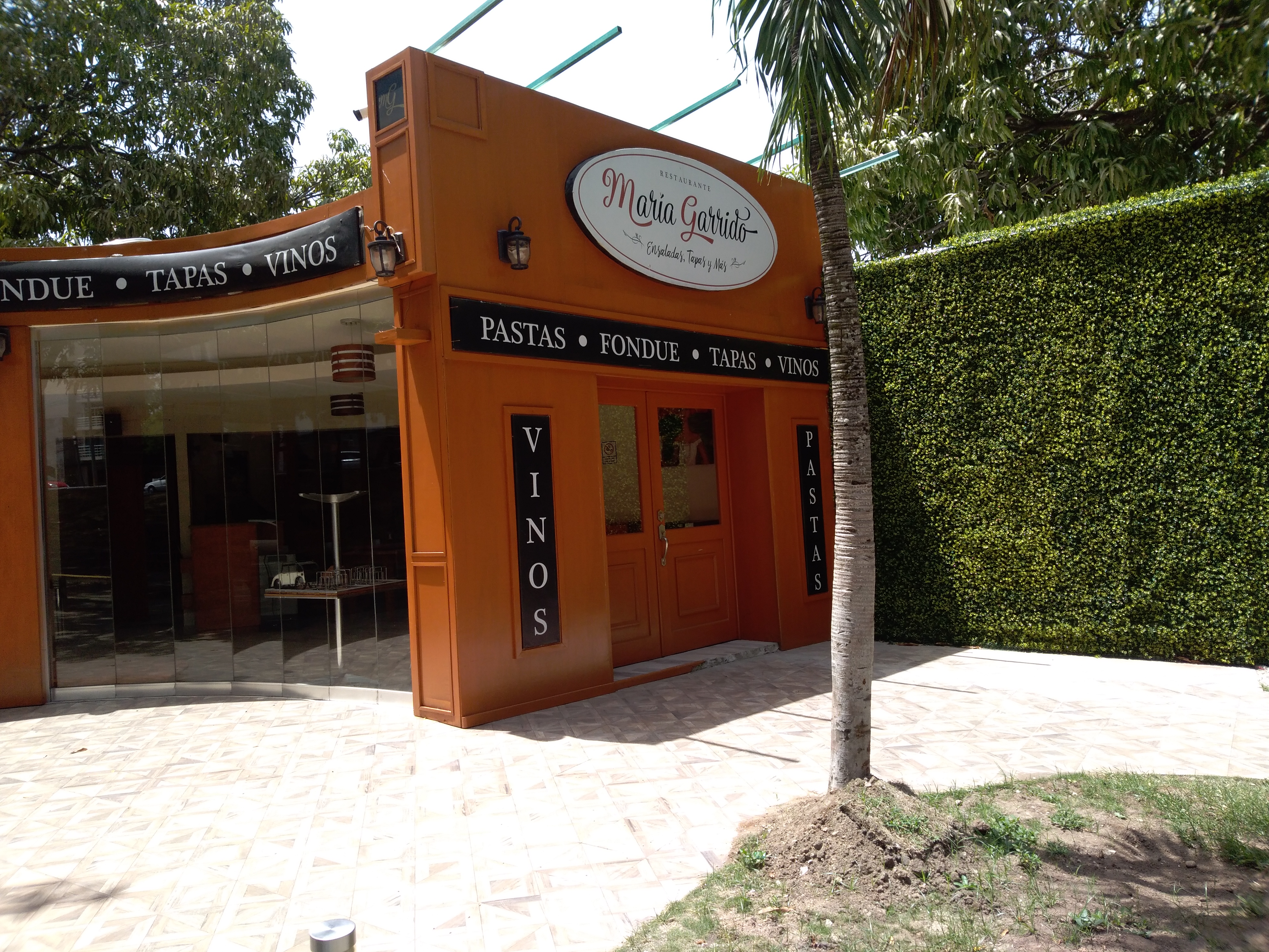 Los Tulipanes Restaurant image 6