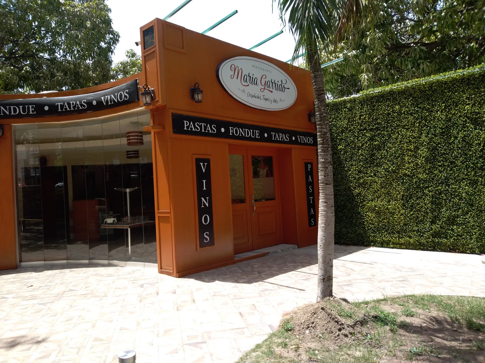 Los Tulipanes Restaurant image 6