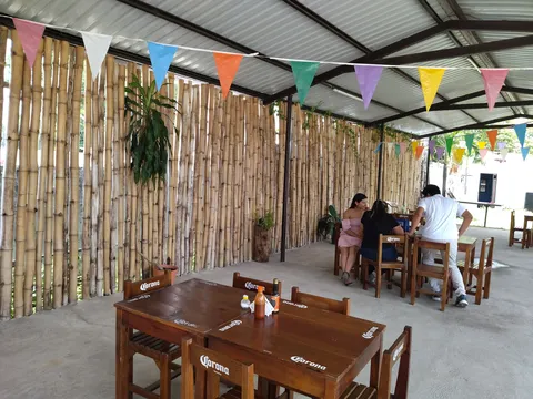 Viva la vida Restaurante de Mariscos image 1