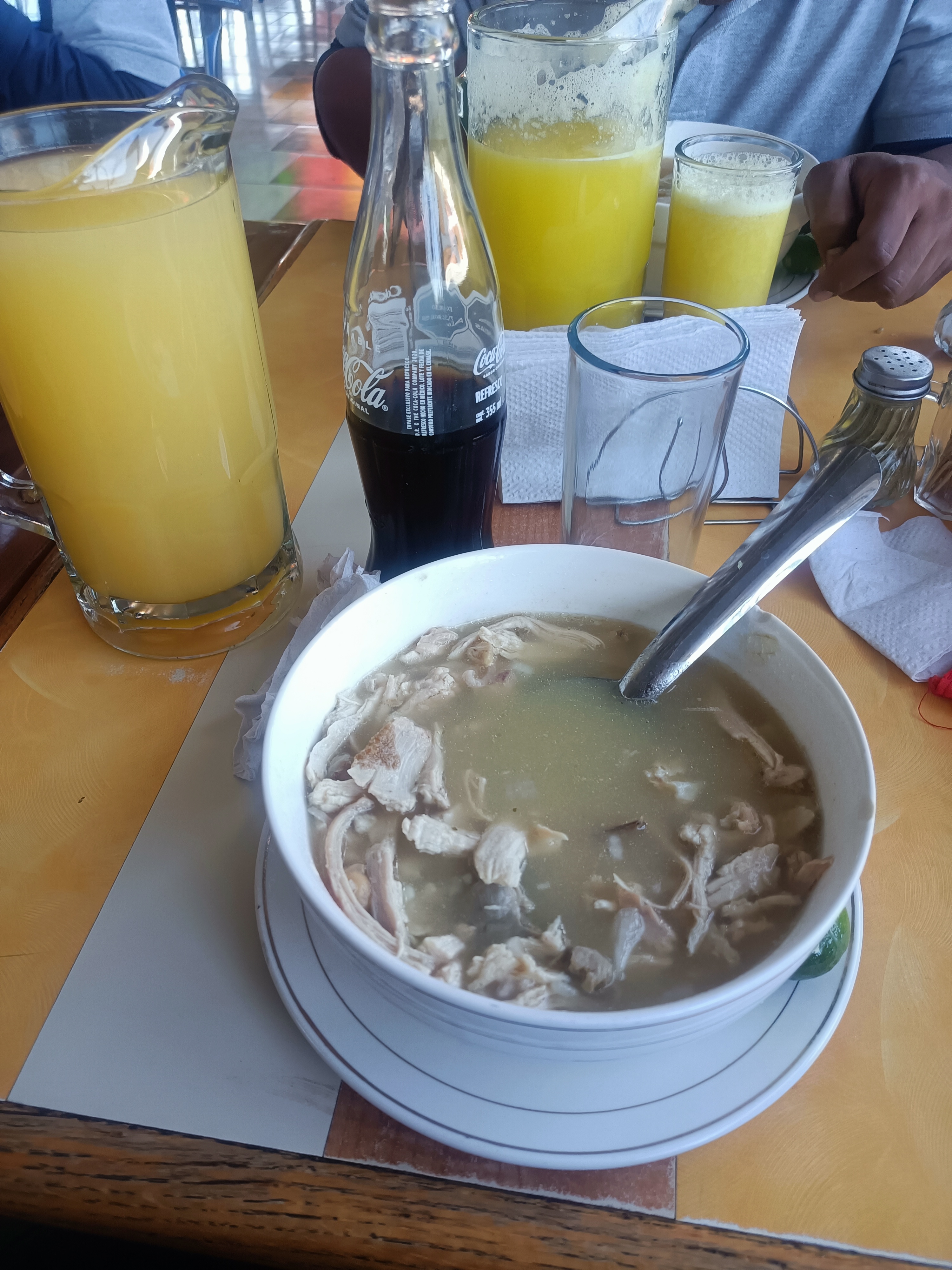 Restaurante gastronómico de Caldos de Gallina Yeimy image 6