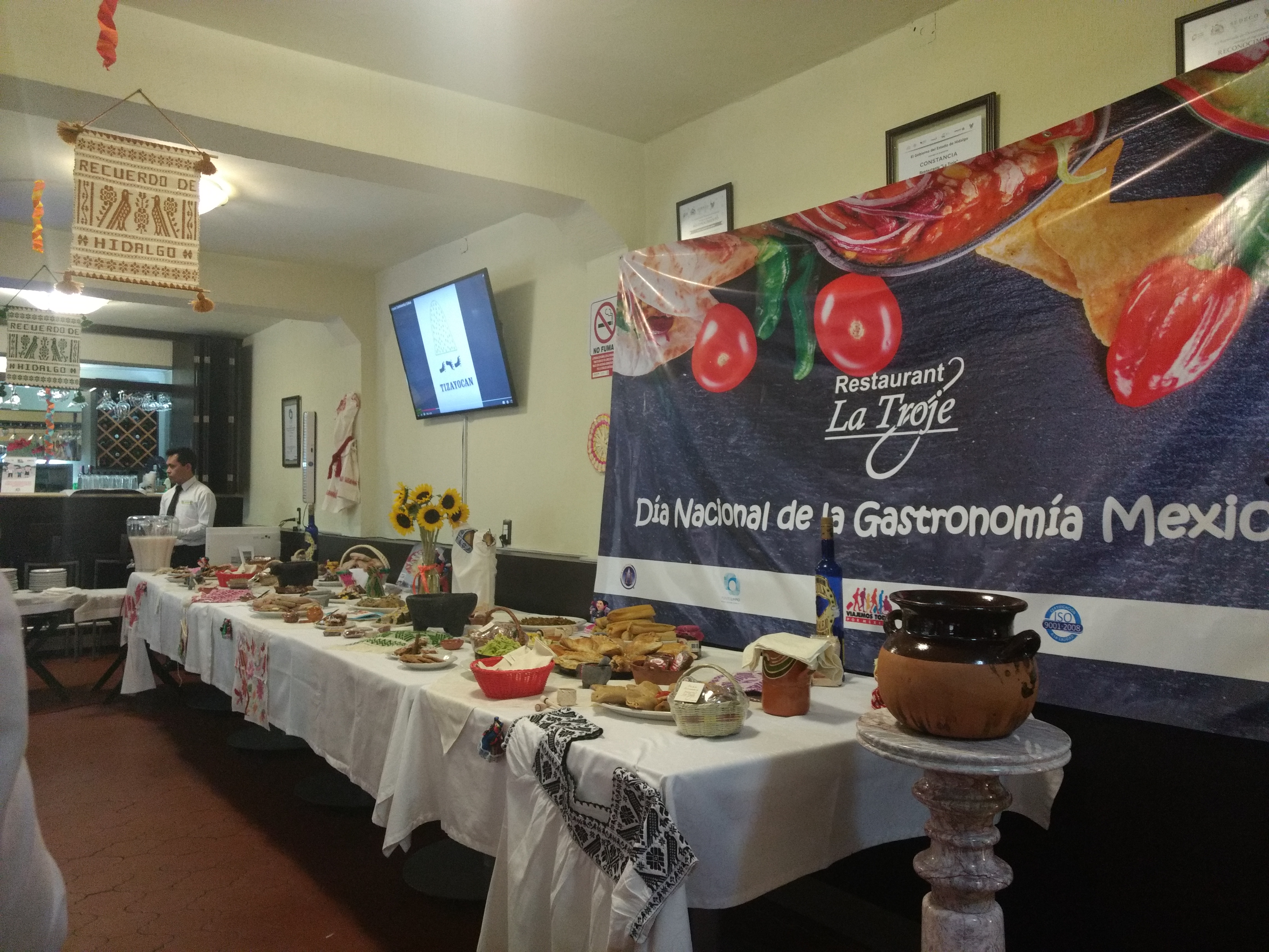 RESTAURANTE "LA TROJE" image 1