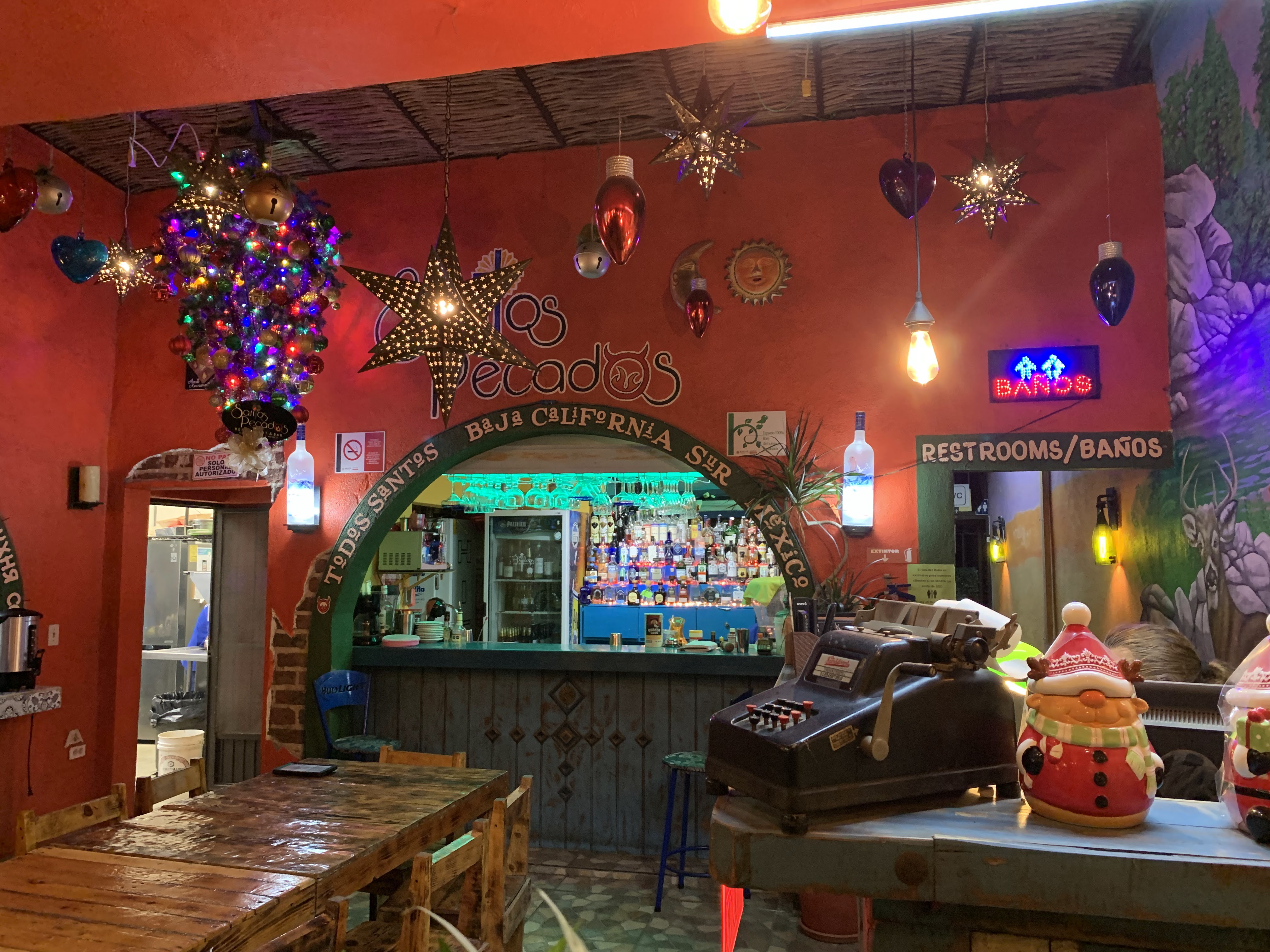 Santos Pecados Todos Santos image 4