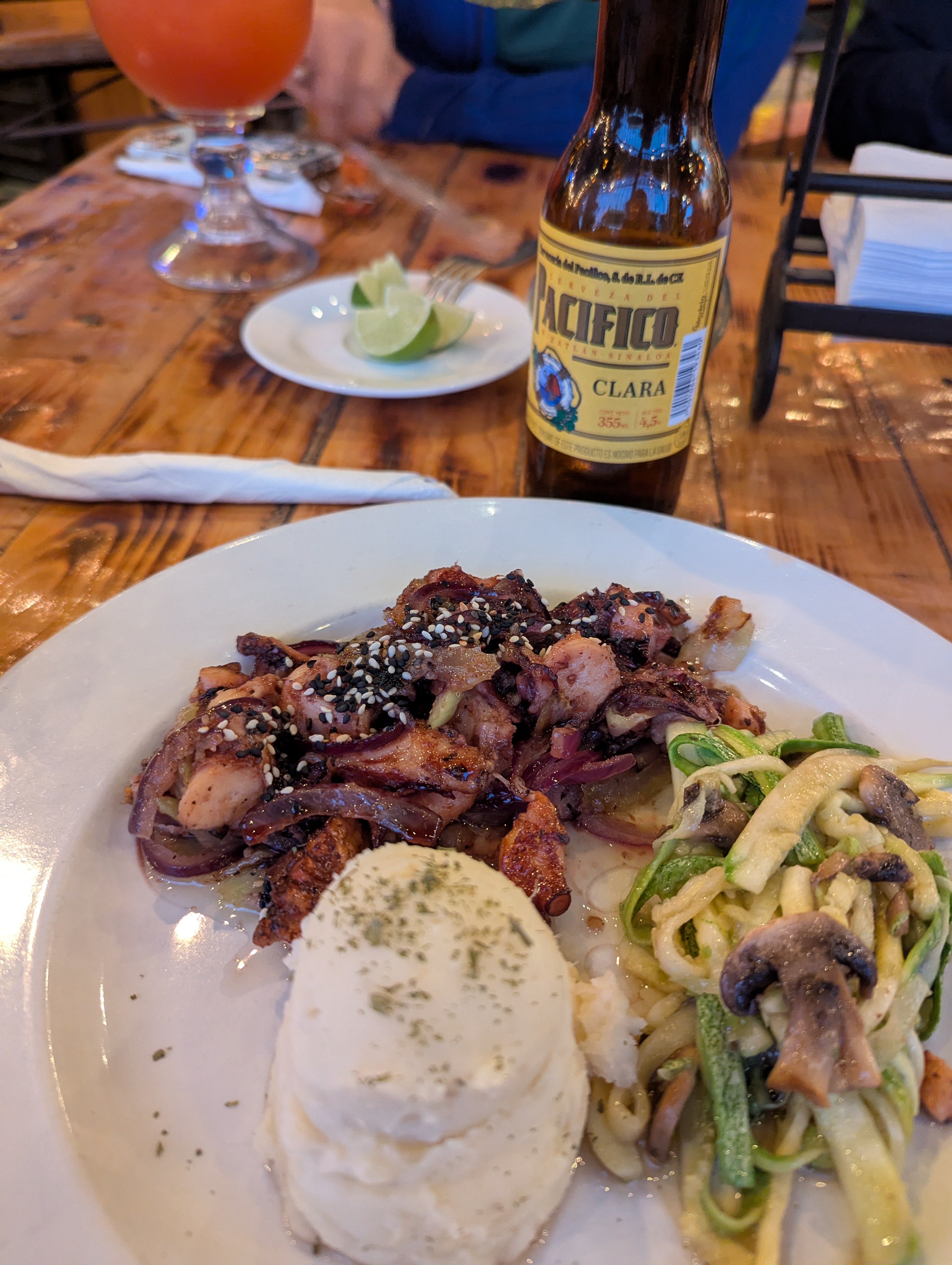 Santos Pecados Todos Santos image 8