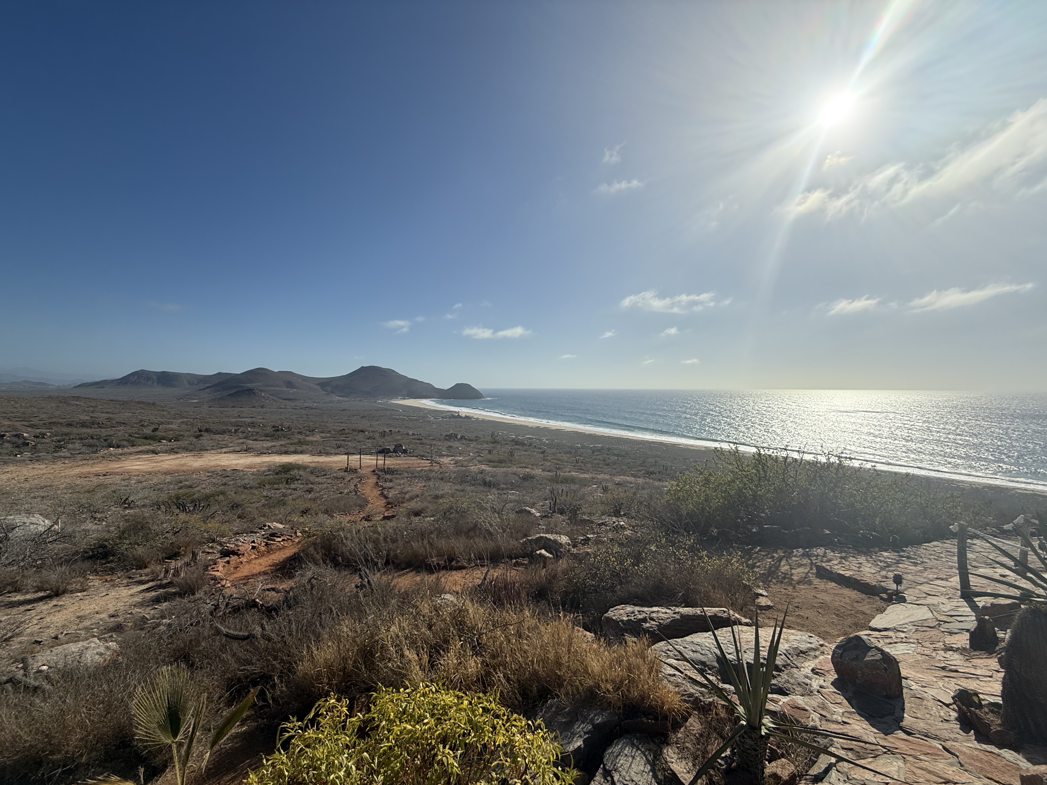 El Mirador Ocean View Restaurant image 4