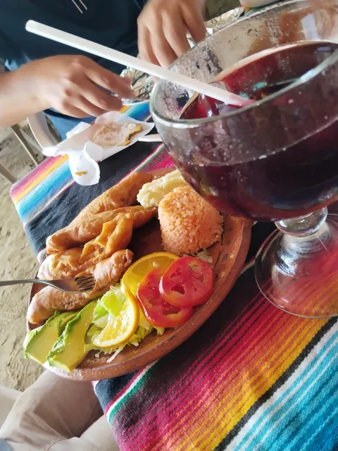 Mi Costa image 4