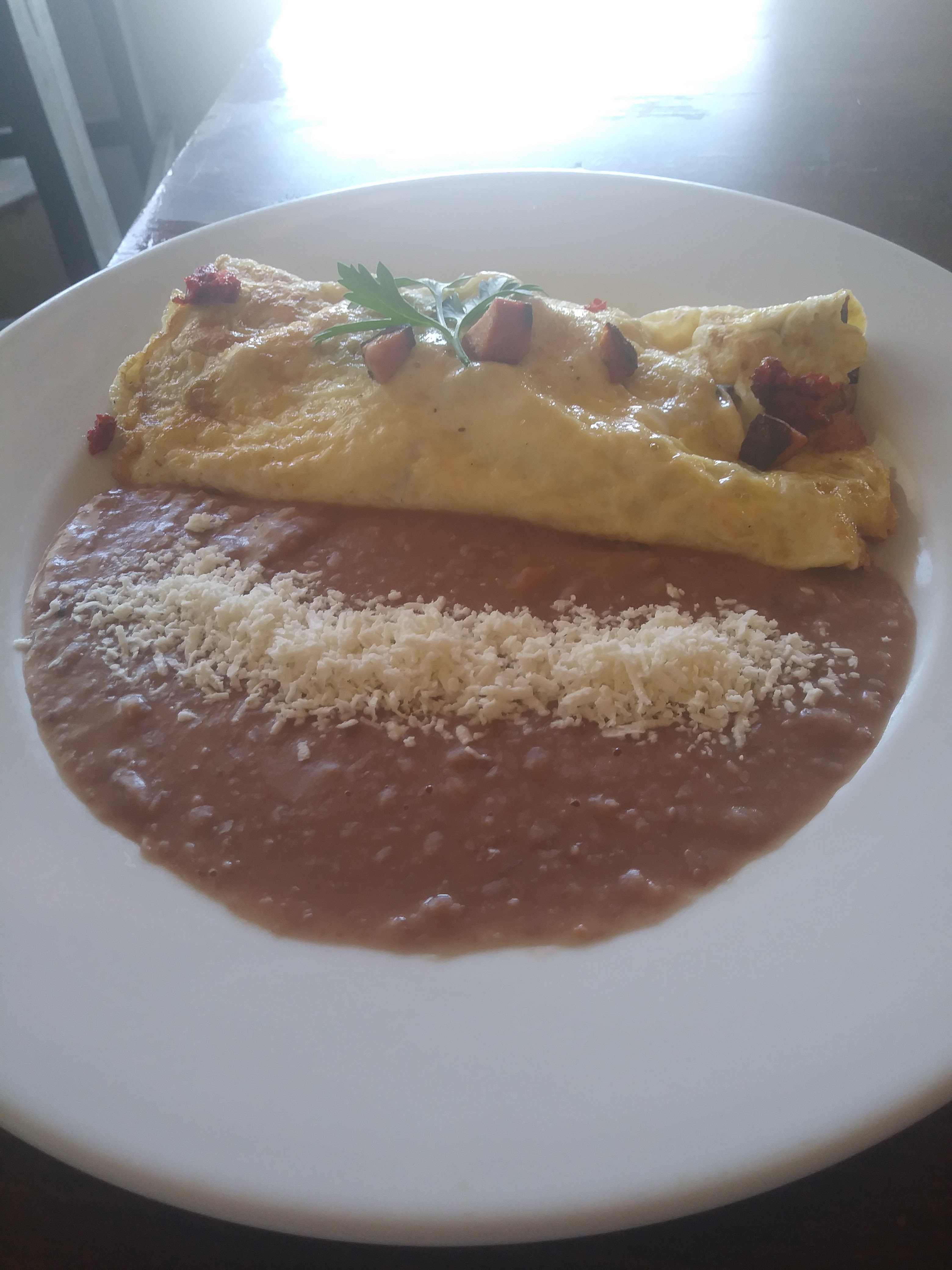 Restaurant Black & White image 5