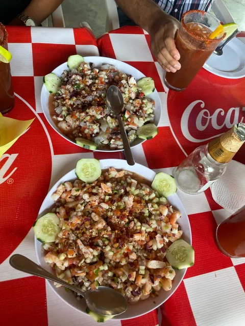 Tacos y Mariscos El Sinaloense image 3
