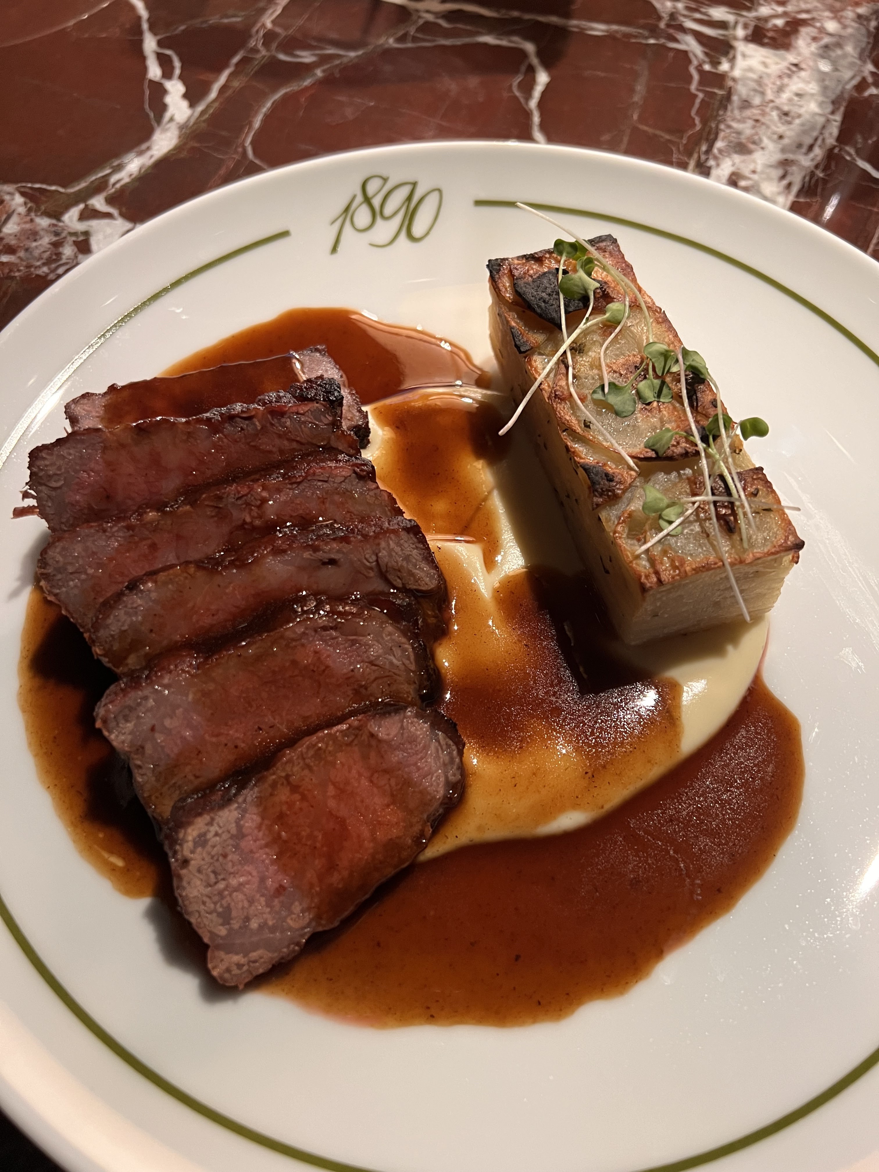 1890 Restaurant image 9