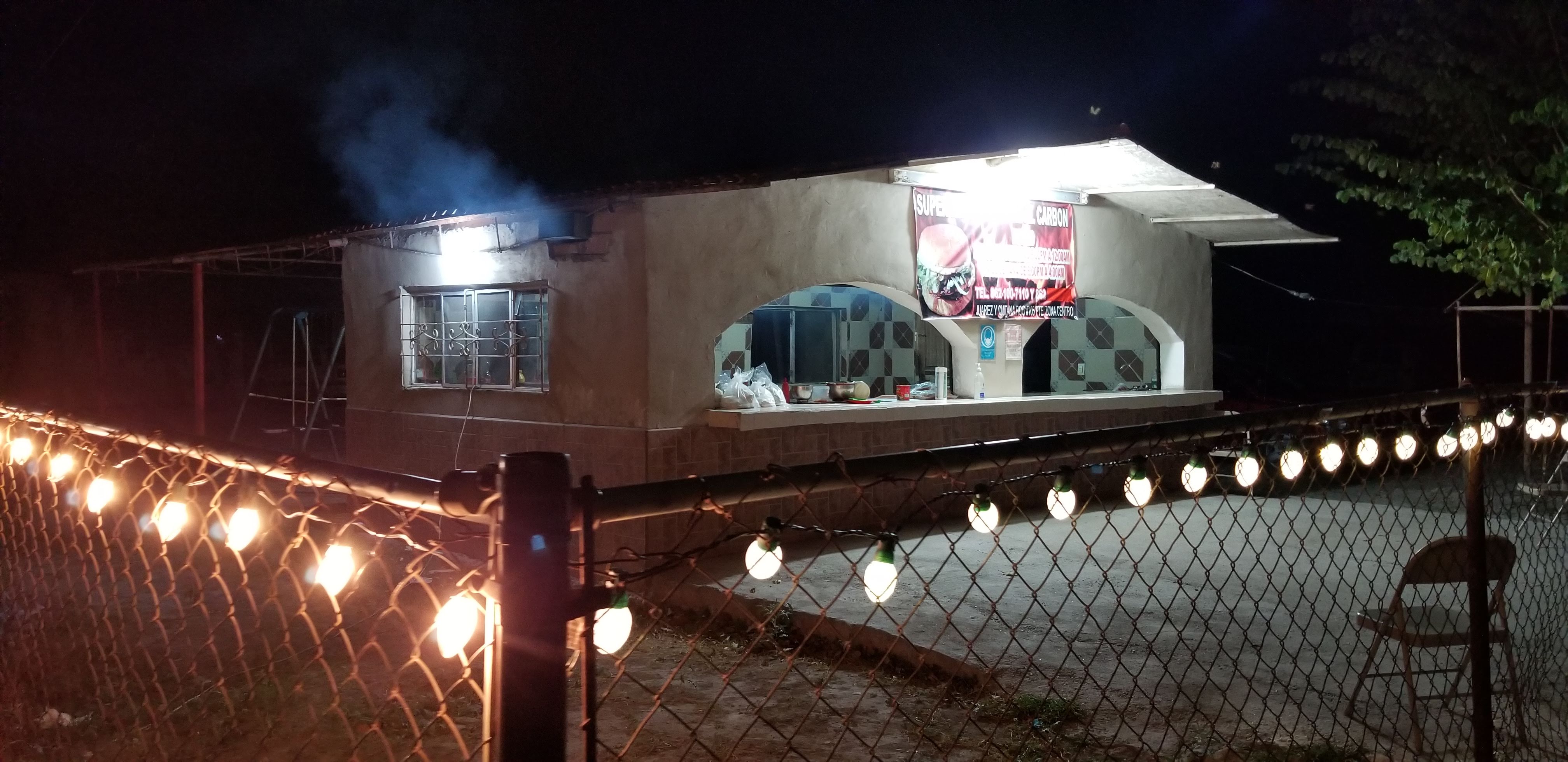 SUPER HAMBURGUESAS AL CARBÓN image 9