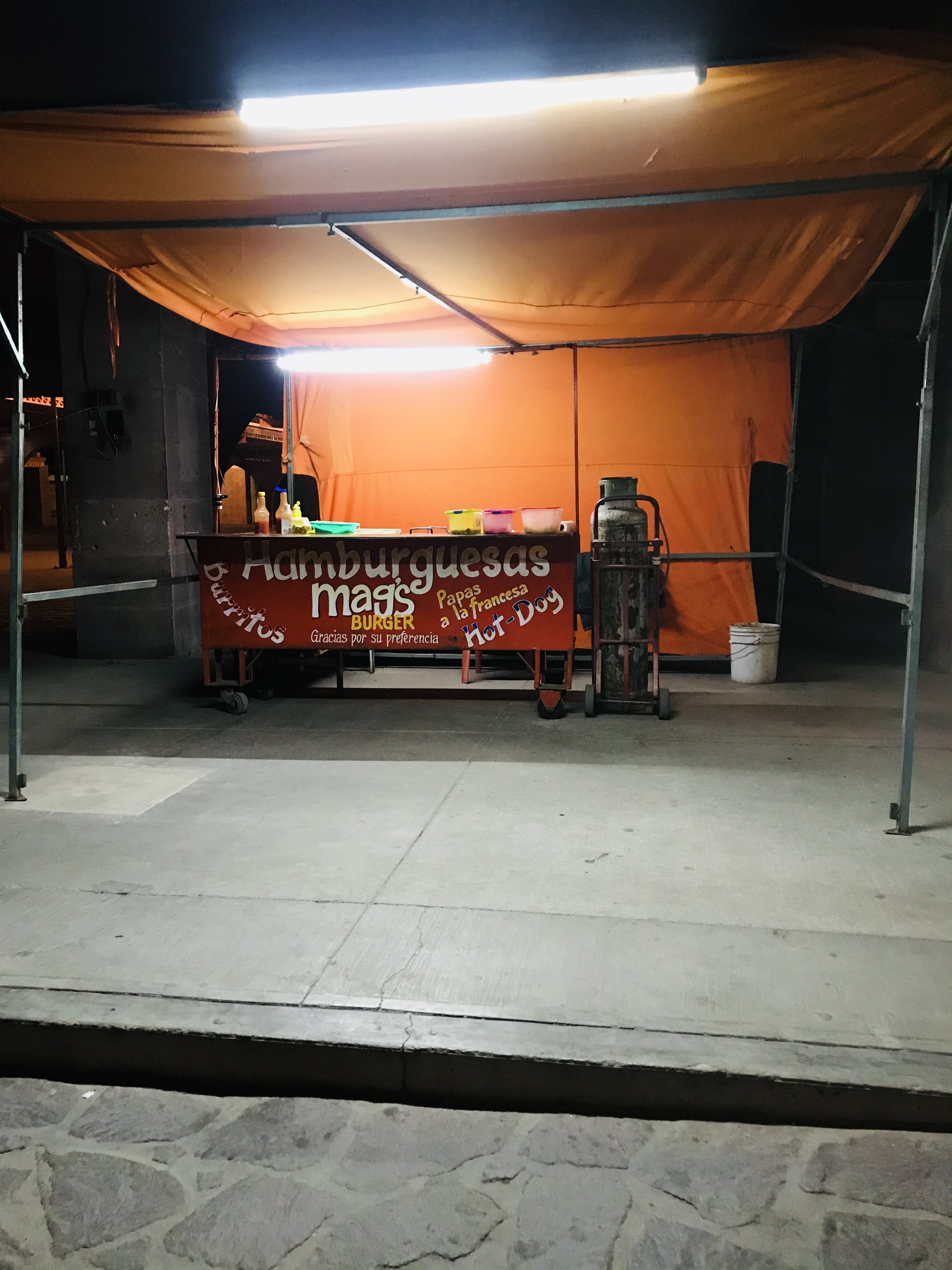 Mag's burguer image 2