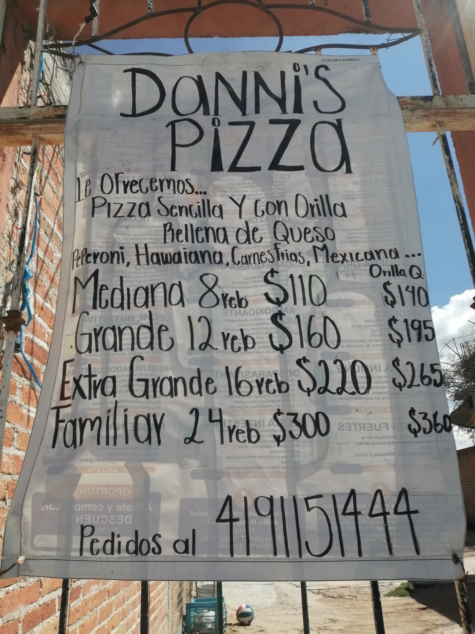 Danni's Pizzas image 5