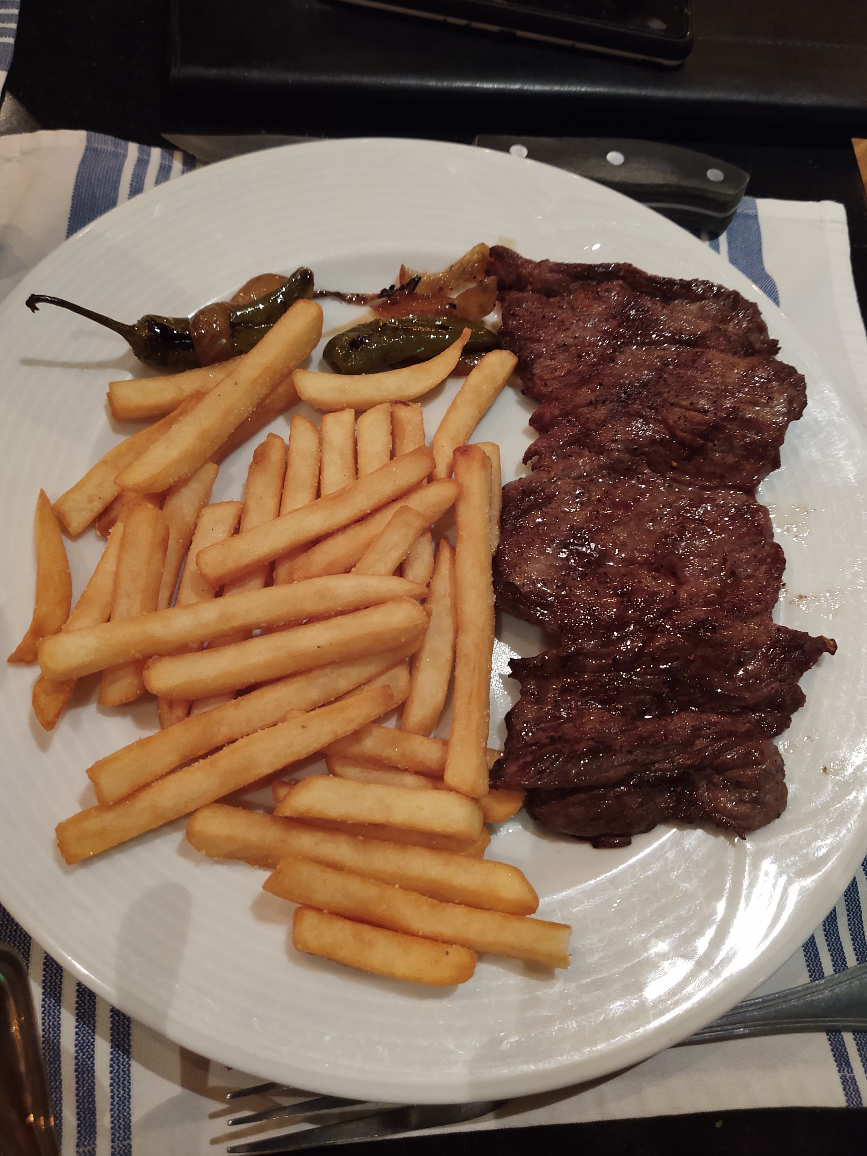 Restaurante Bar Grotto image 2