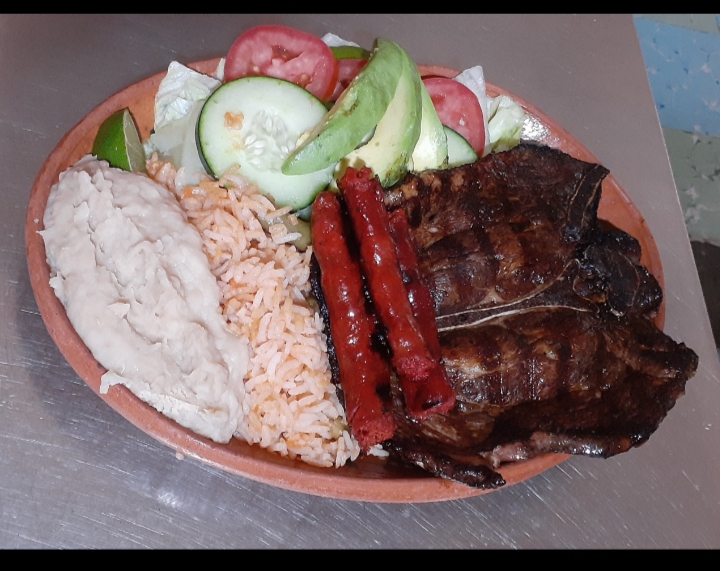 RESTAURANTE LOS COMALES image 1