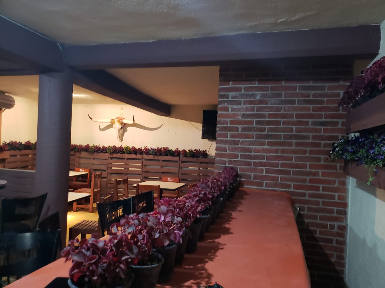 Black Charro Rest-Bar image 4