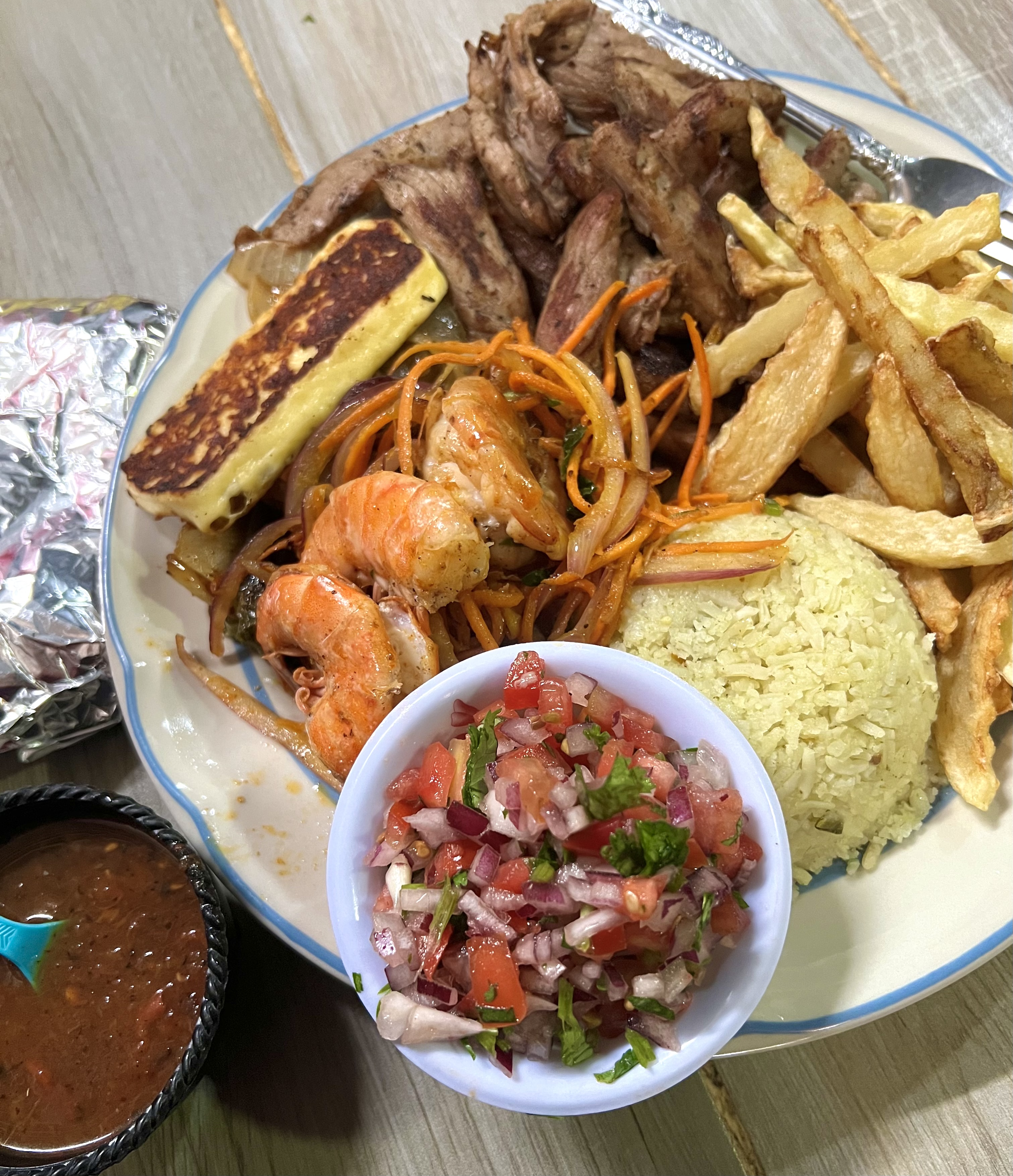 Restaurante los aguacates image 5