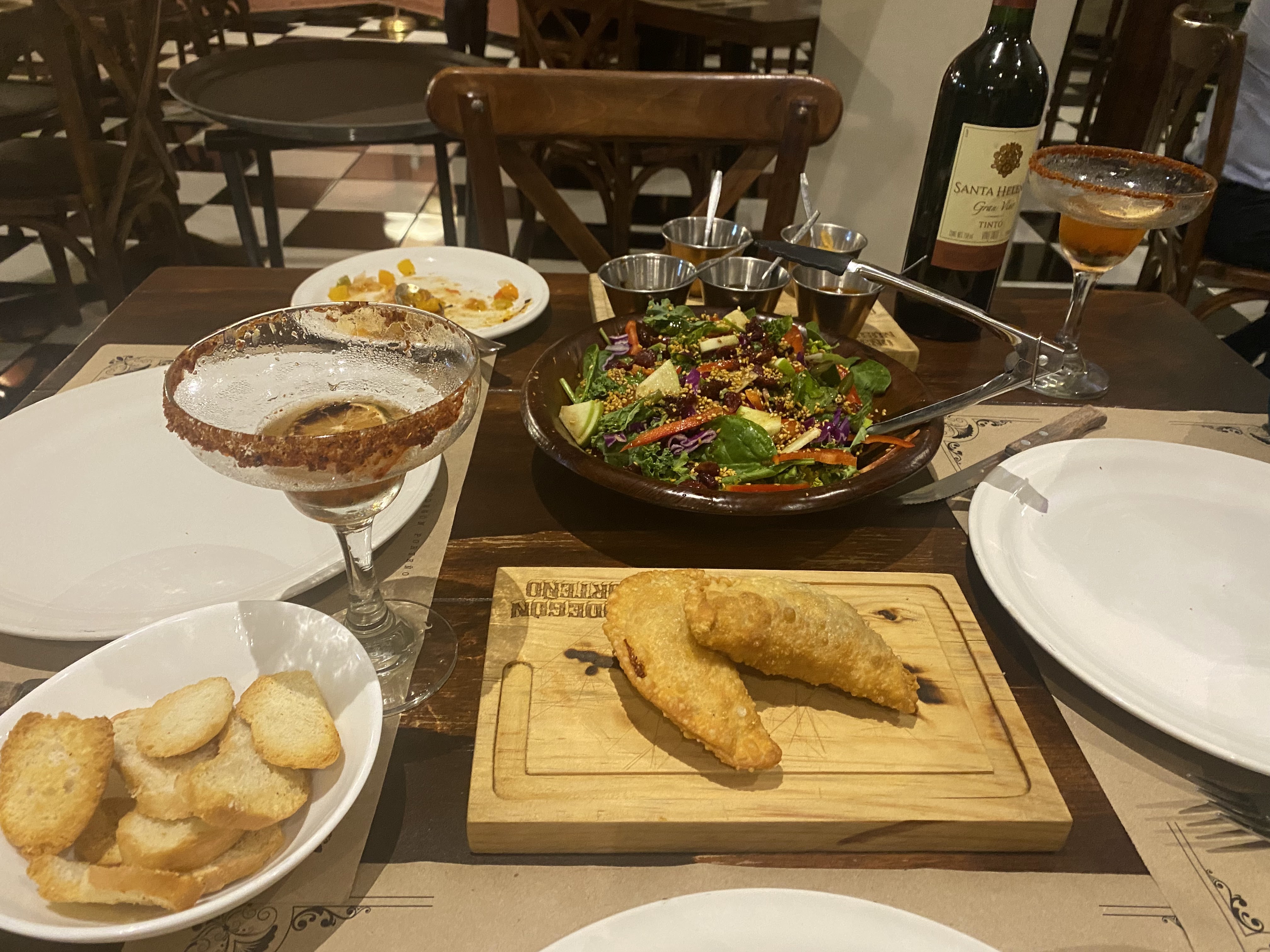 Bodegón Porteño Restaurante Argentino Uruapan image 3