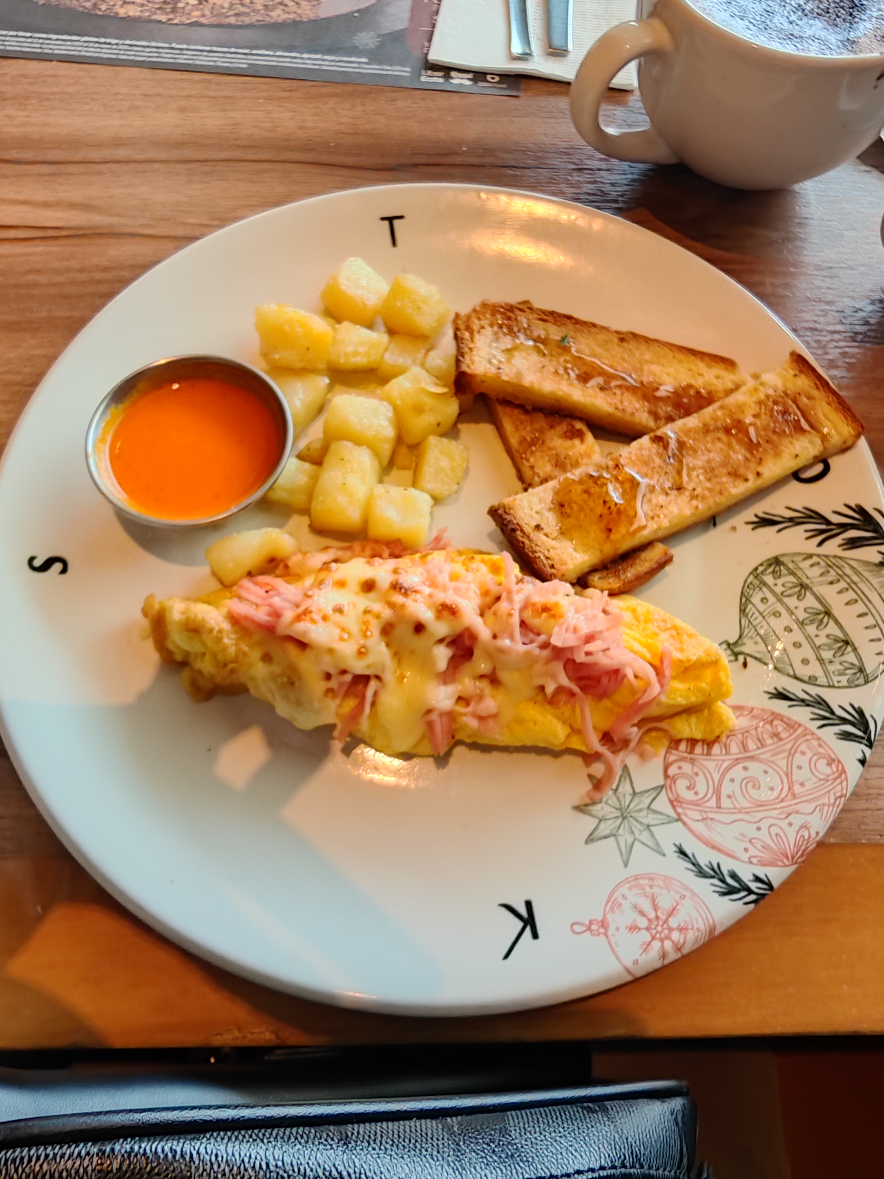 Restaurante Toks Uruapan image 2