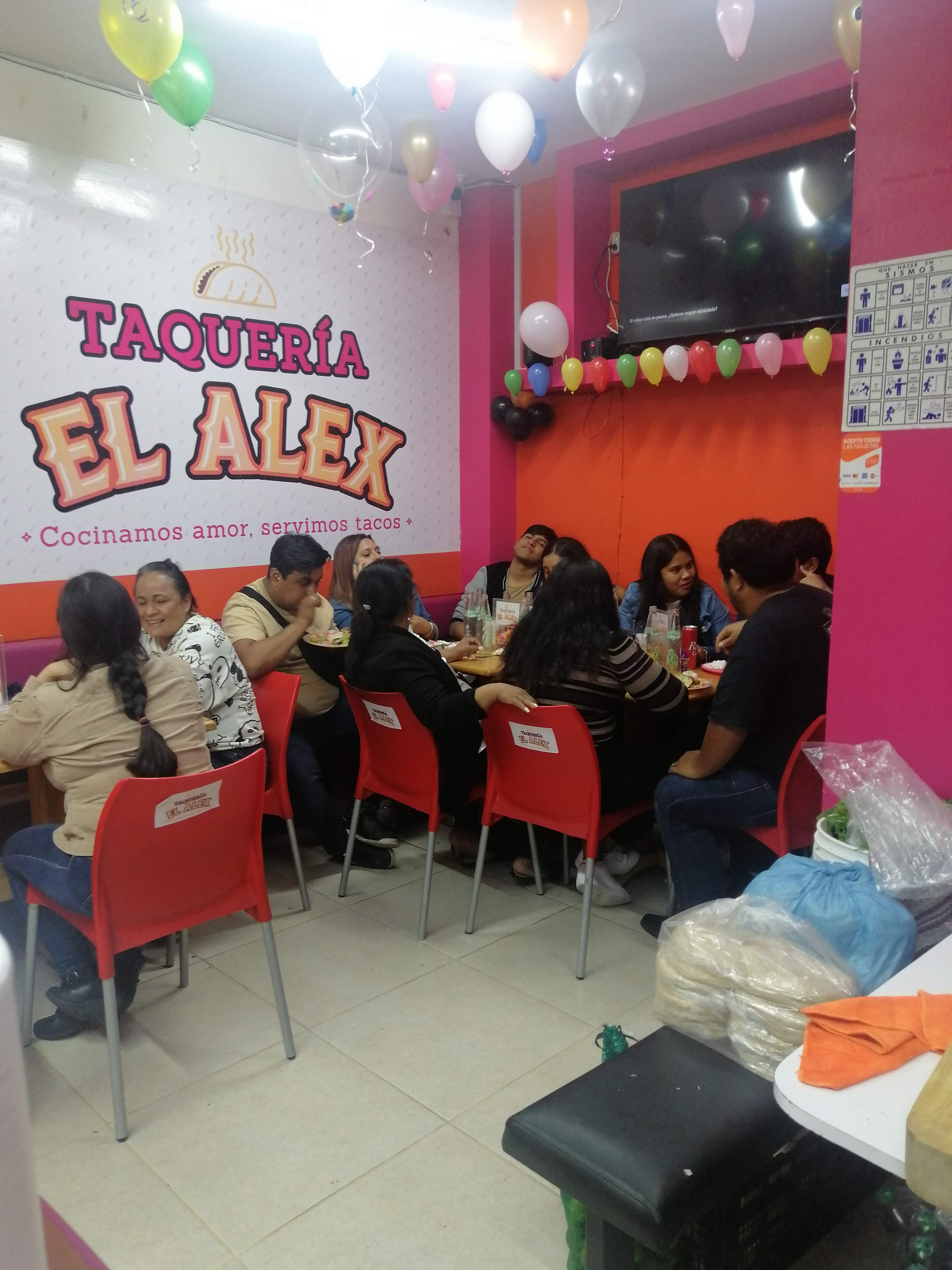 Taquería El Alex image 8
