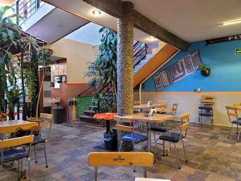 Del Pacifico Marisqueria image 1