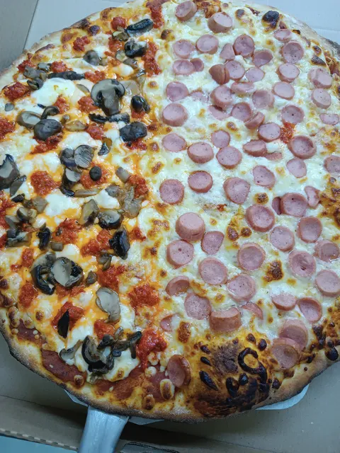 Pizzas " El Patron" image 1
