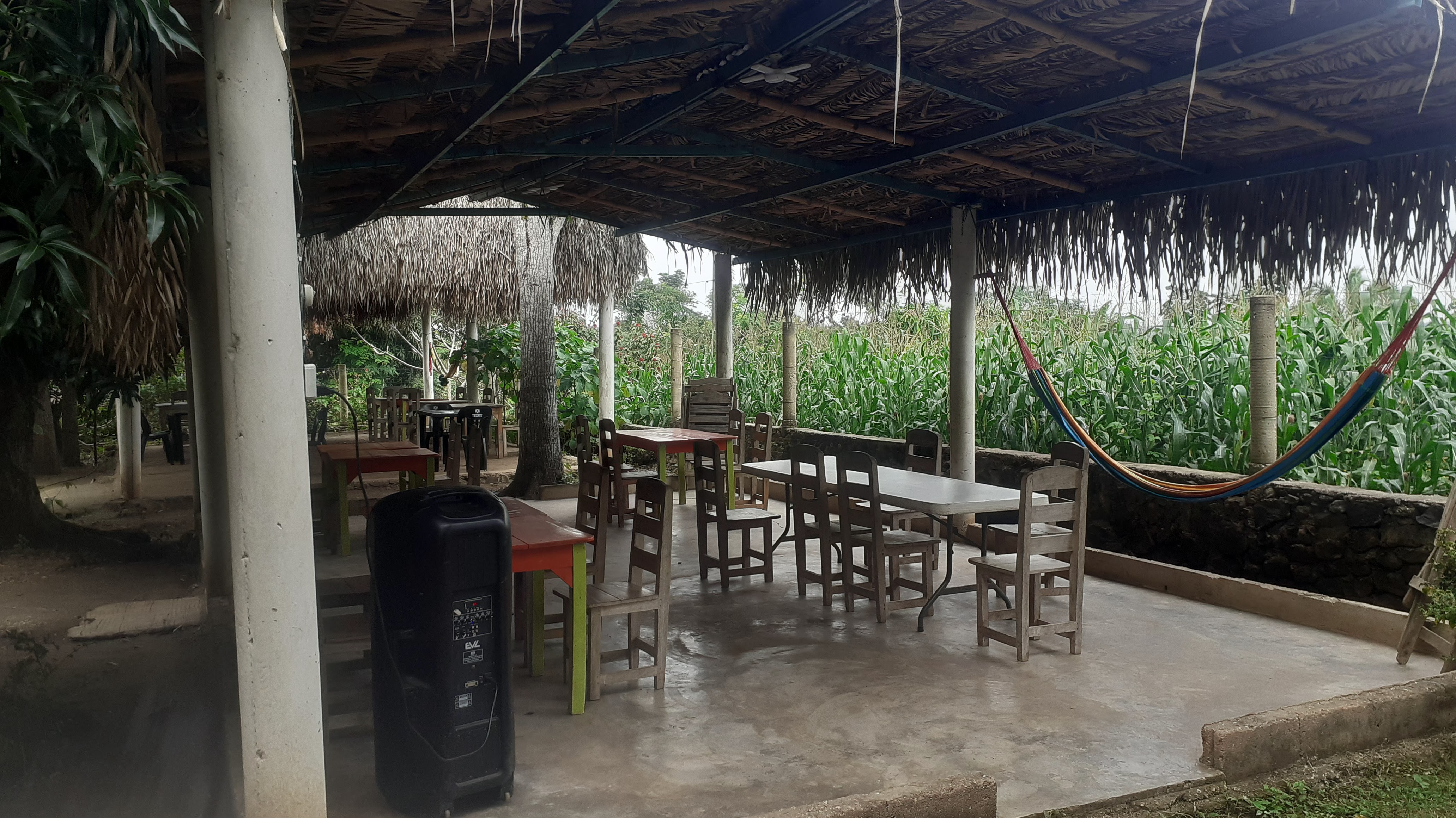 Restaurante de Mariscos (JICACAL.) Huazuntlan. Ver. image 1