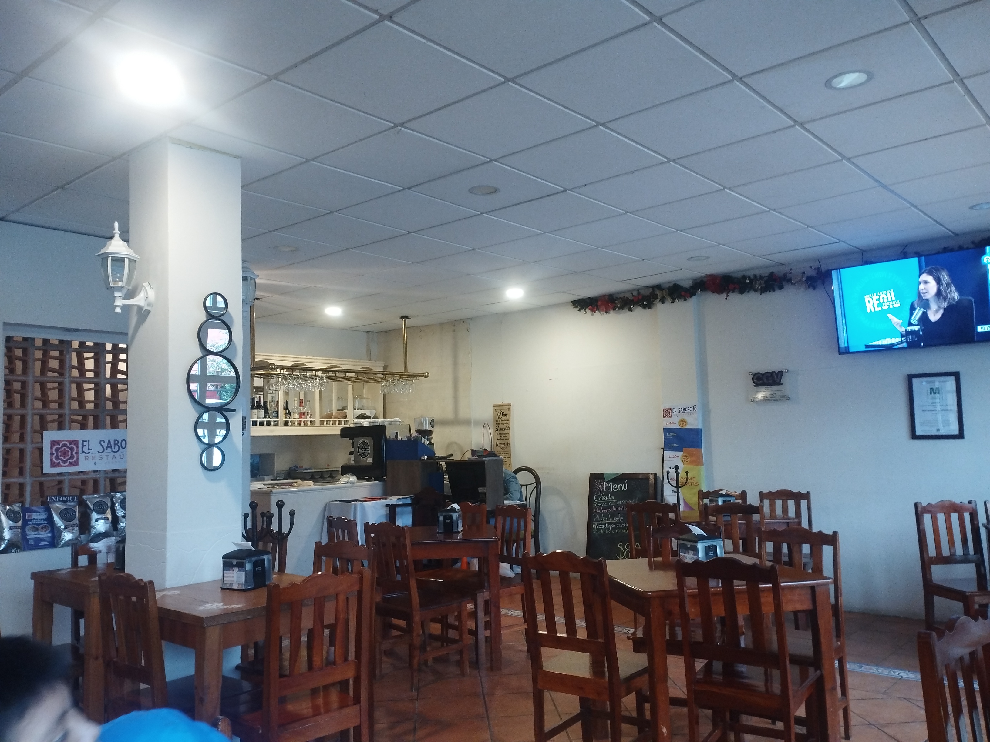 Restaurant El Saborcito image 1