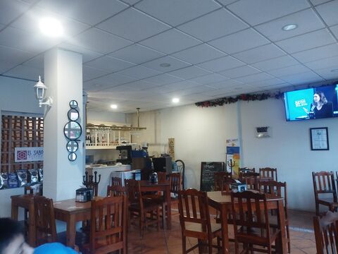 Restaurant El Saborcito image 1