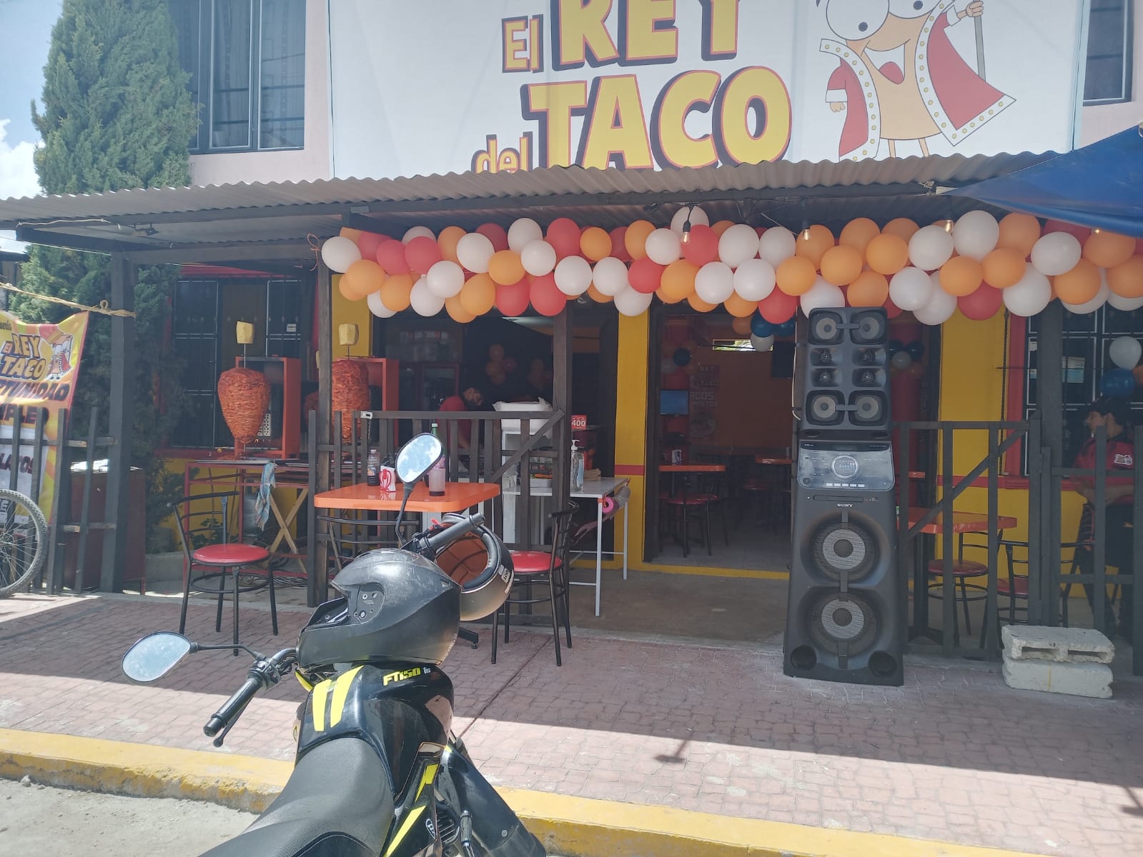 Taquería el rey del taco. Tzimol image 1