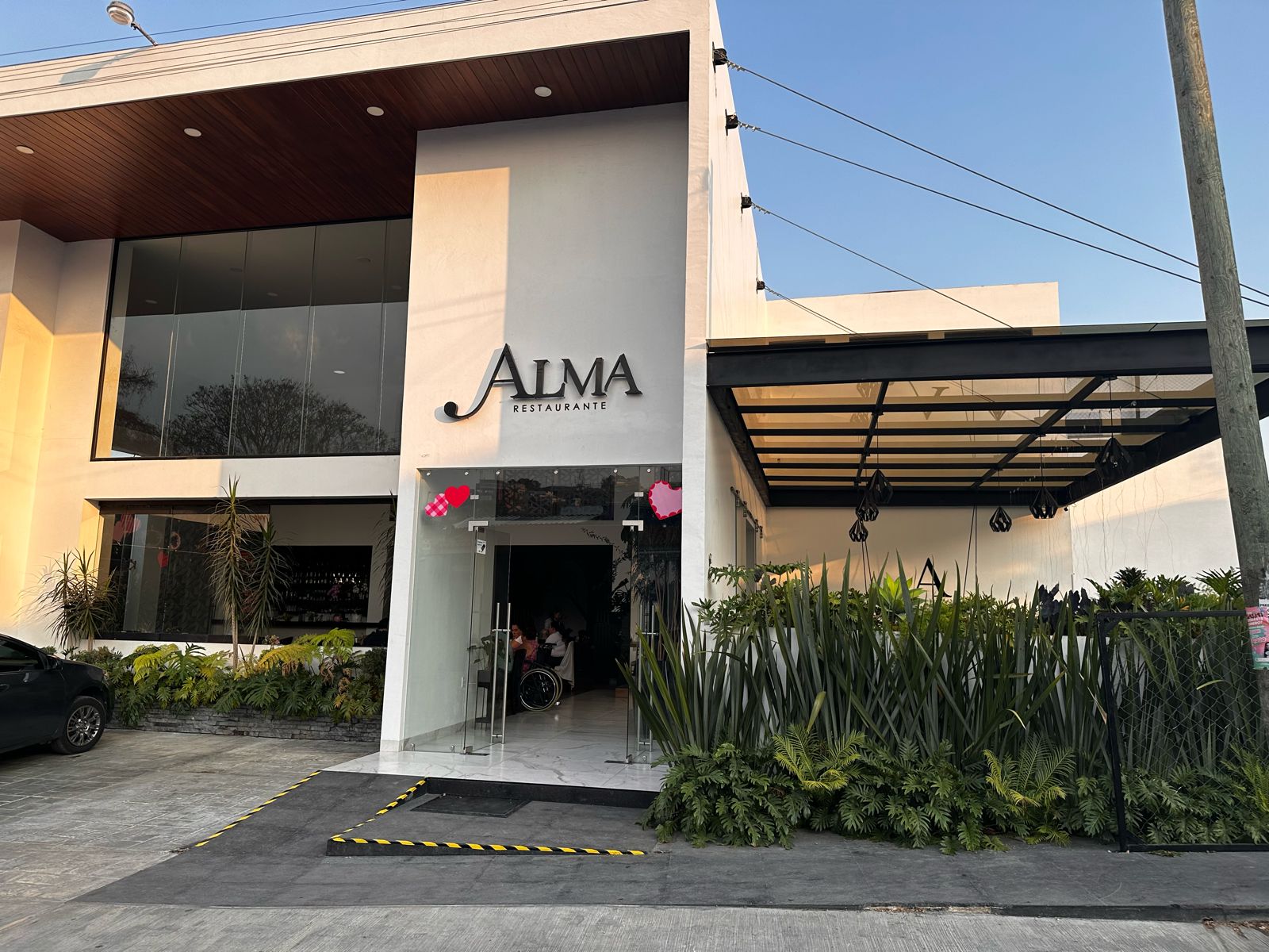 Alma restaurante image 1