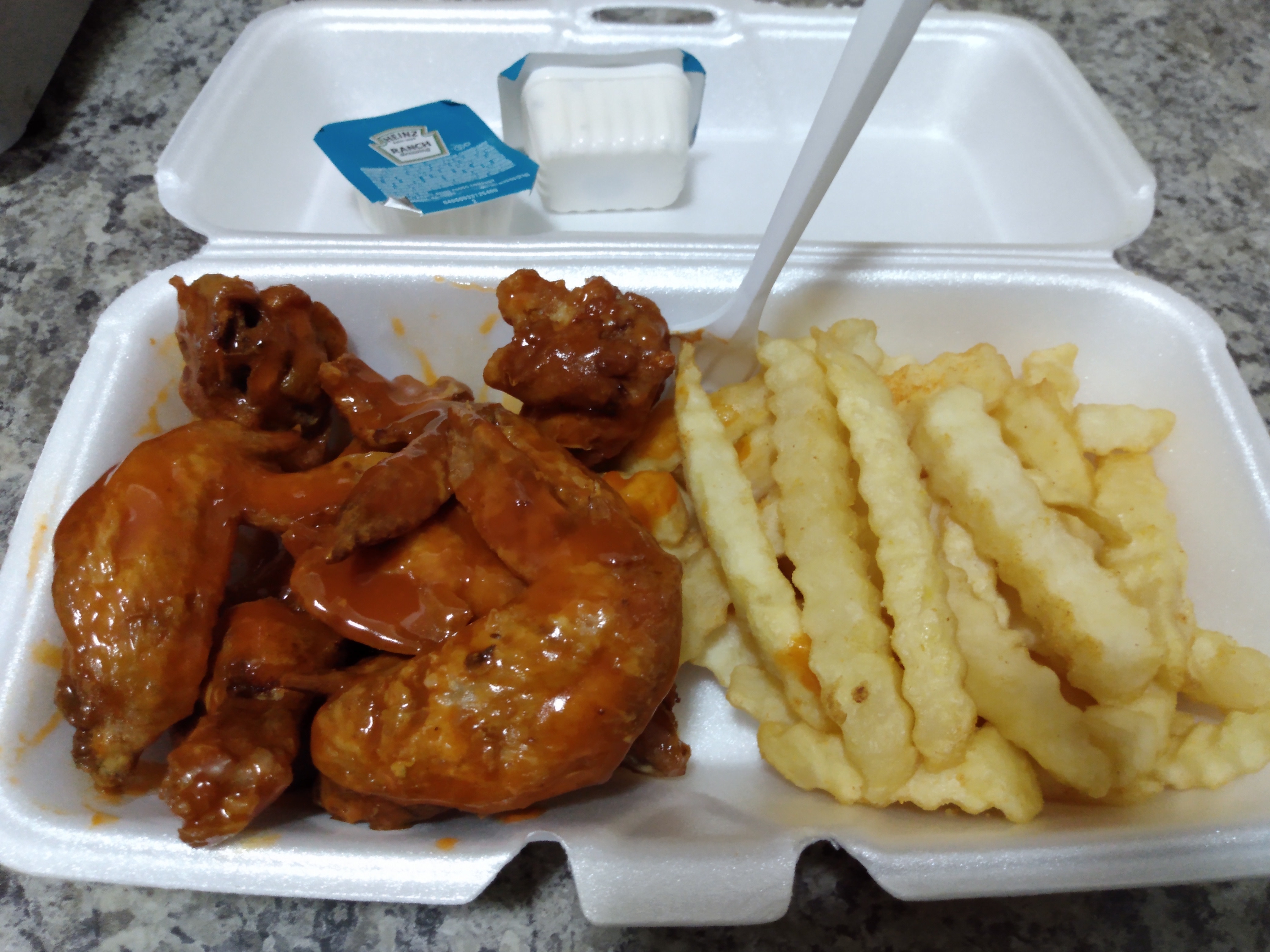 A La Burger & Pizzas Raquel image 10