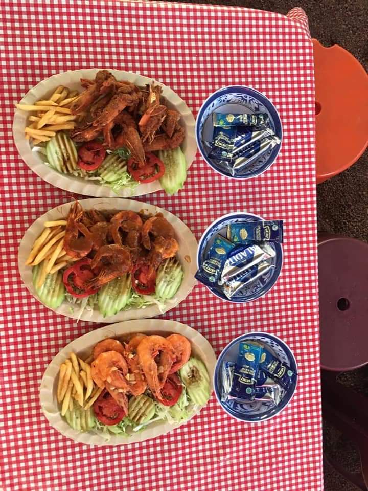 Pescados y mariscos los cuñaditos image 9