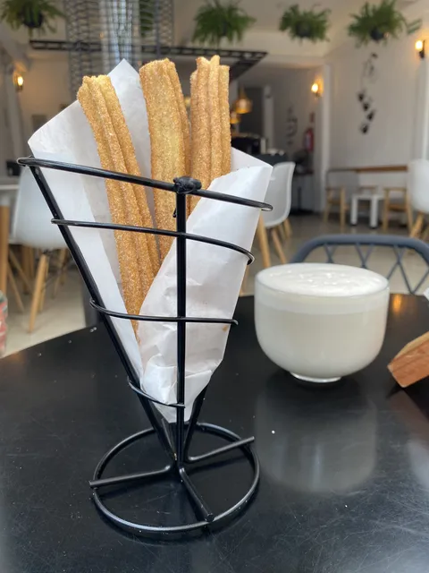 LOS MADERO Churros Restaurante Café image 3