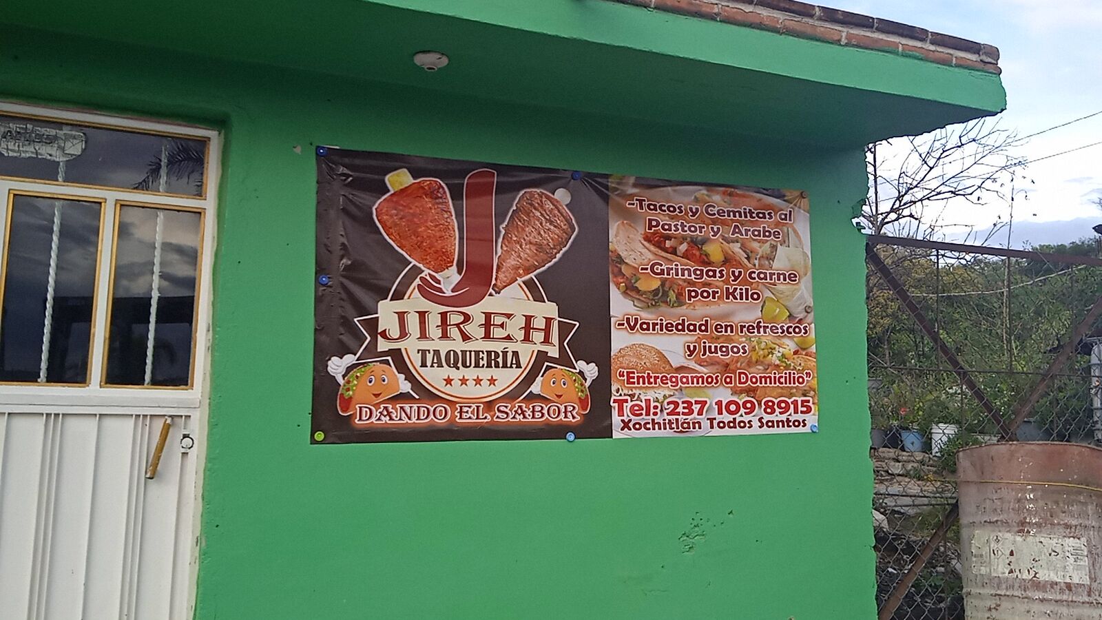 Taquería árabes y al pastor image 2