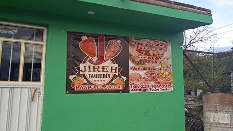 Taquería árabes y al pastor image 2